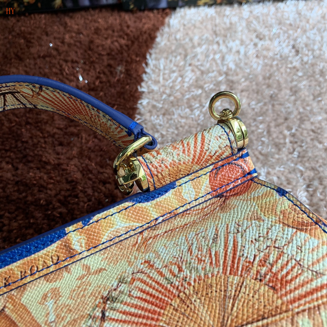 dolce & gabbana printed handbag 25x20x12.5 cm - Image 5