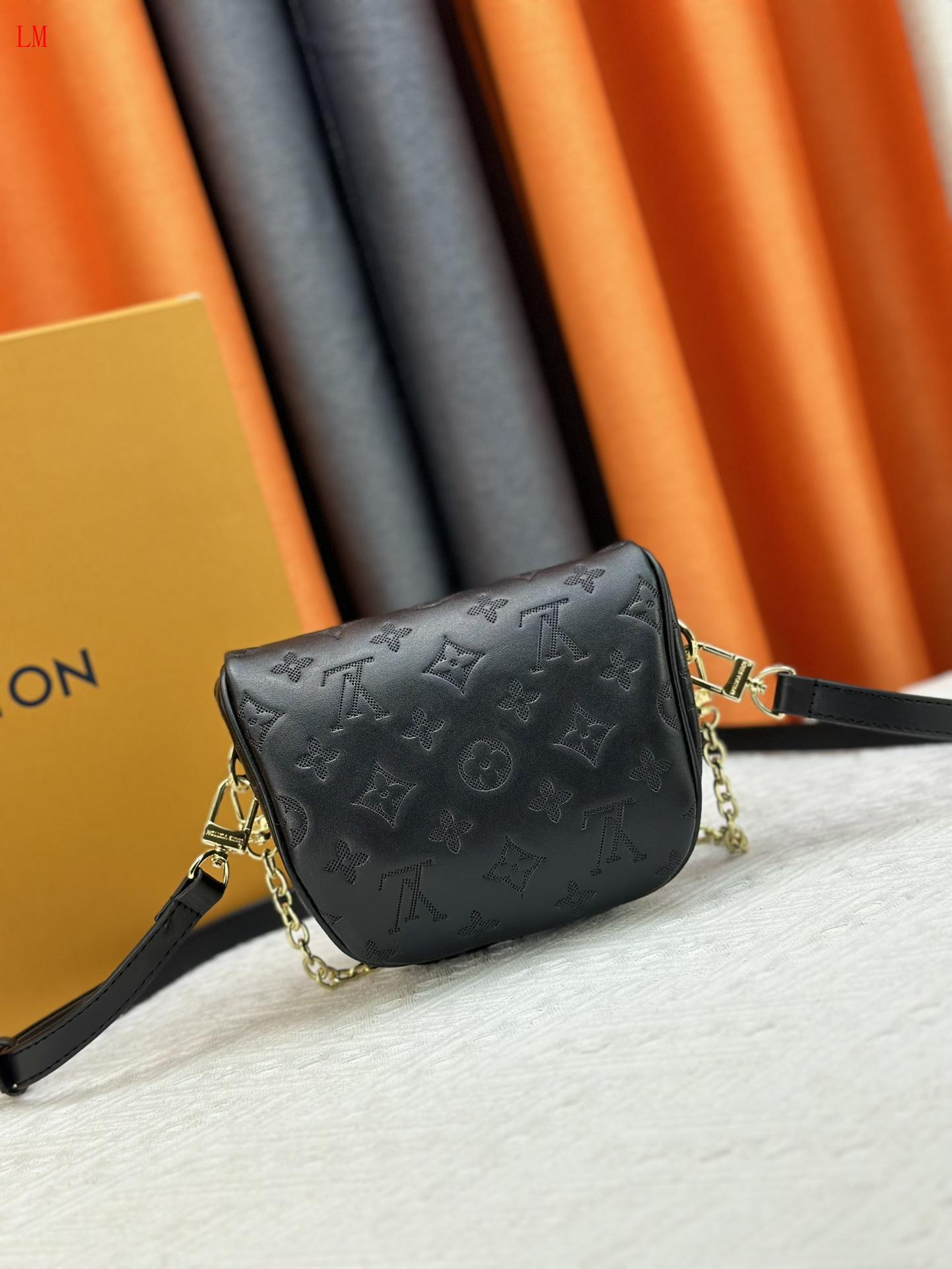 louis vuitton black monogram crossbody bag 17*12*9.5 - Image 5