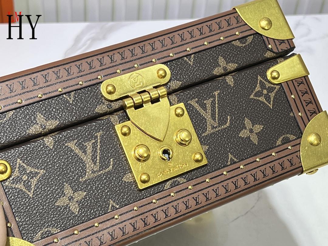 louis vuitton 23x11x23 monogram mini trunk - Image 5