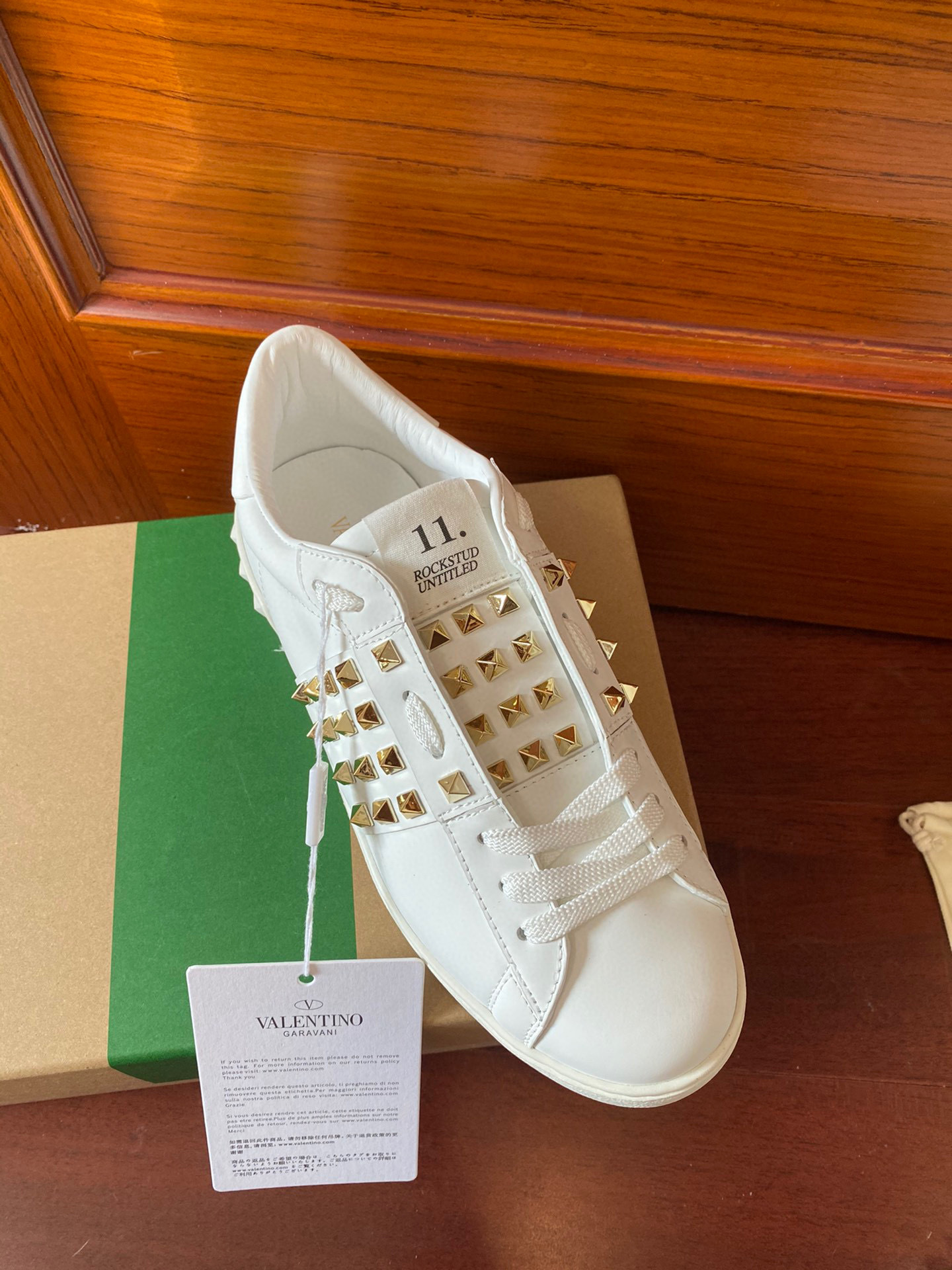 valentino couples sneakers 35-44 with studded design - Image 5