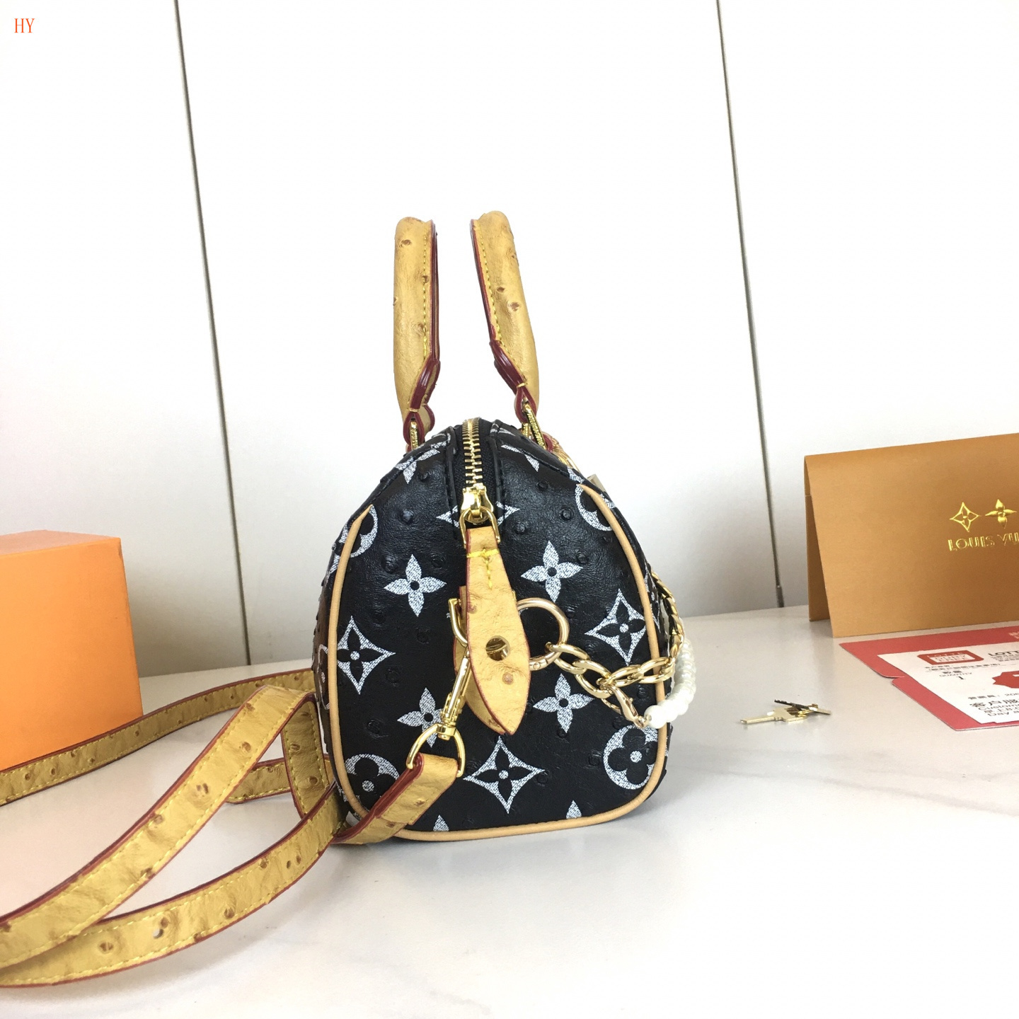 louis vuitton monogram mini handbag 20.5x13.5x12 cm - Image 5
