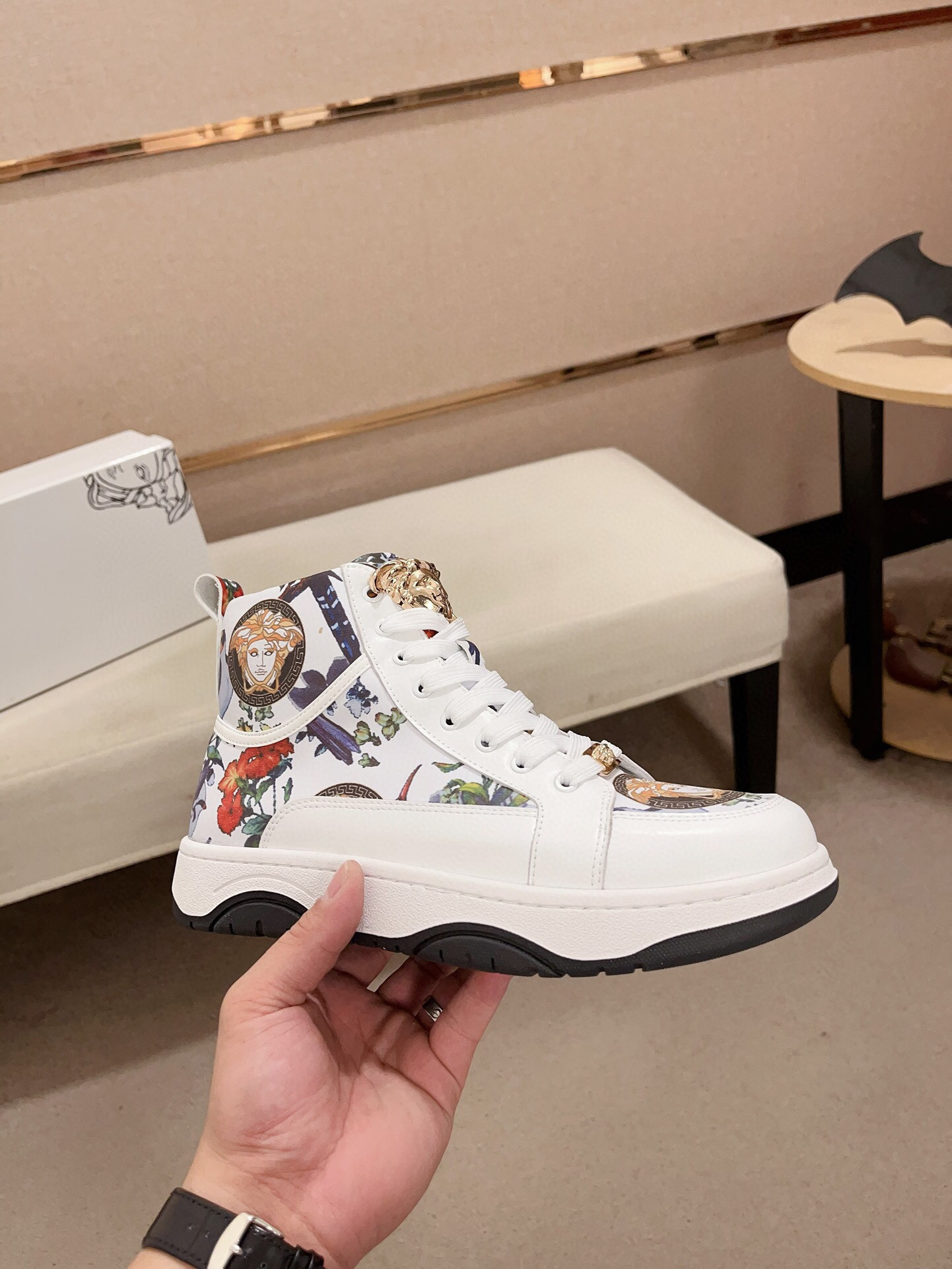 versace high-top sneakers 38-44 with floral design - Image 5