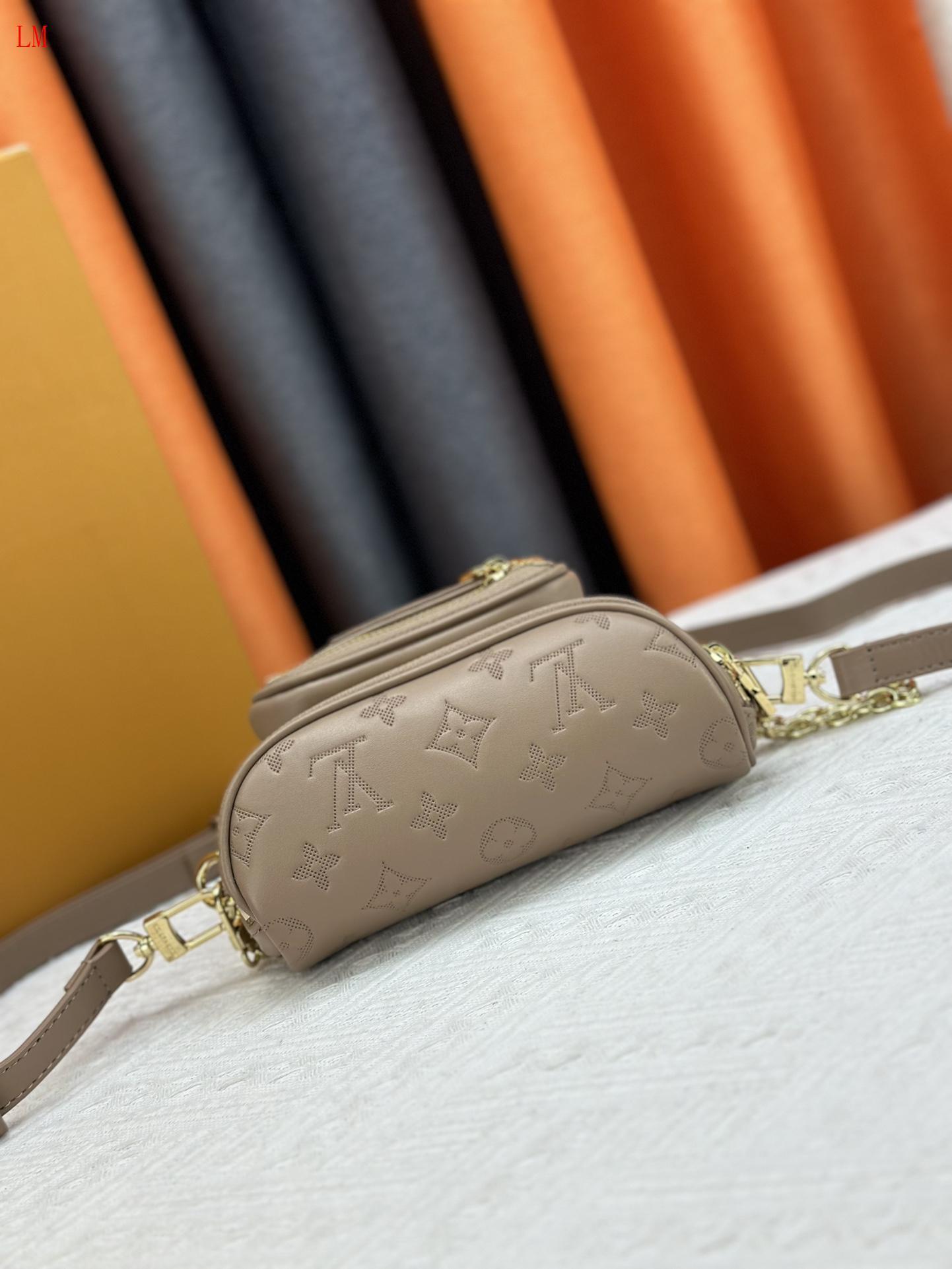 louis vuitton monogram mini bag 17x12x9.5 cm - Image 5