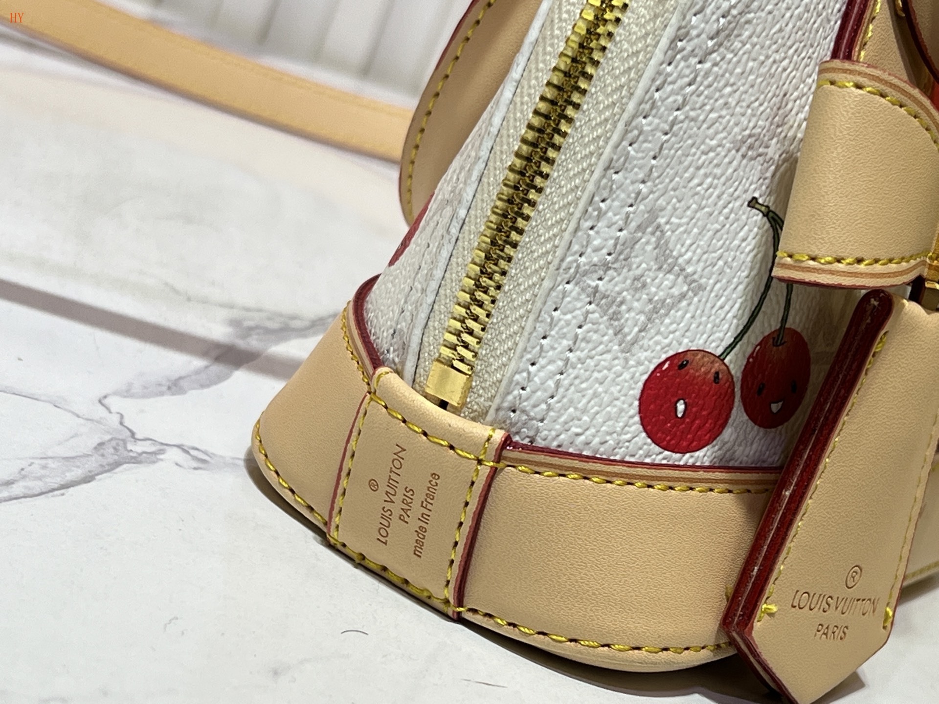 louis vuitton cherry monogram mini bag 18x12x8 cm - Image 5