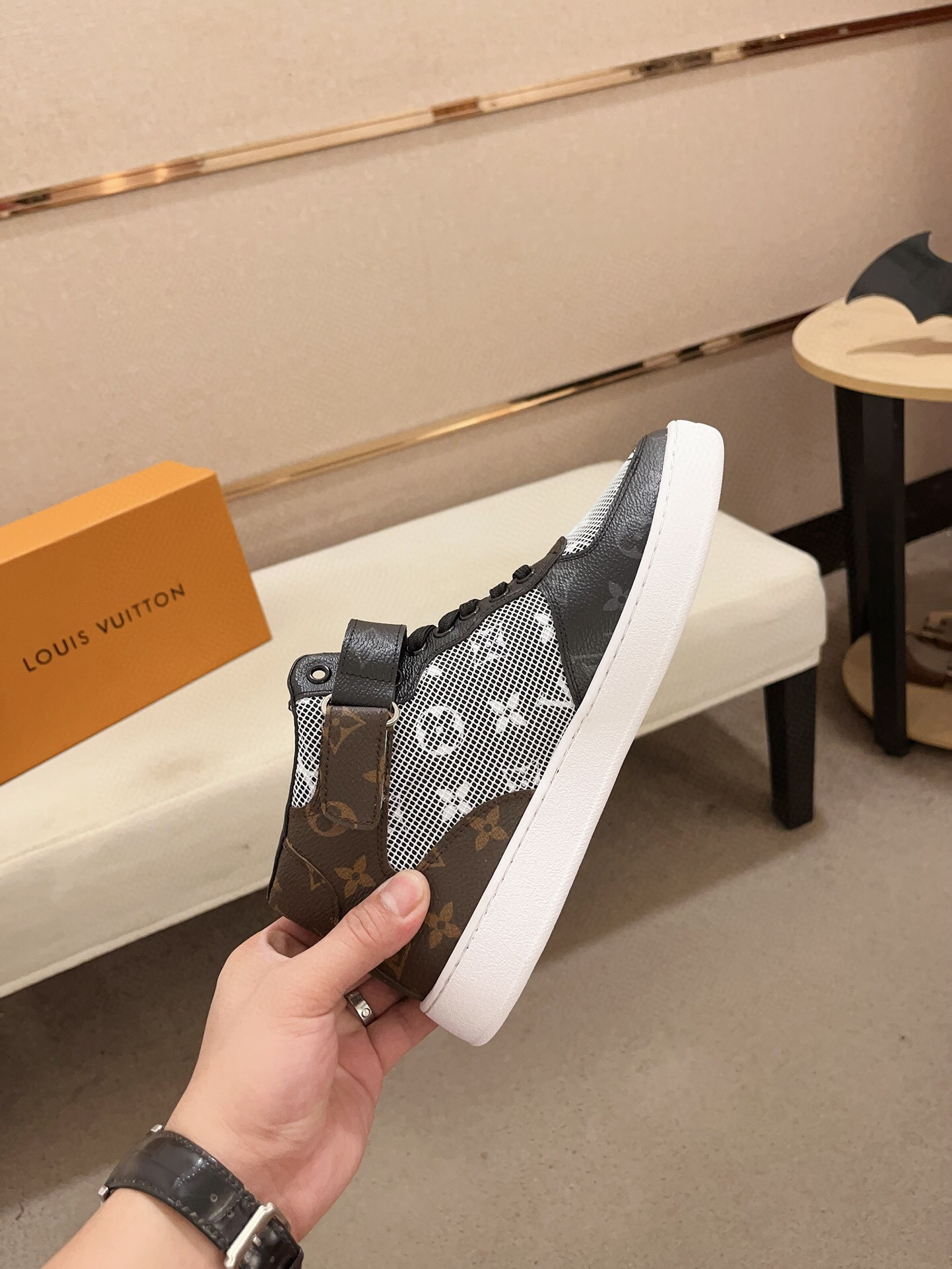 louis vuitton high-top sneakers size 38-44 - Image 5