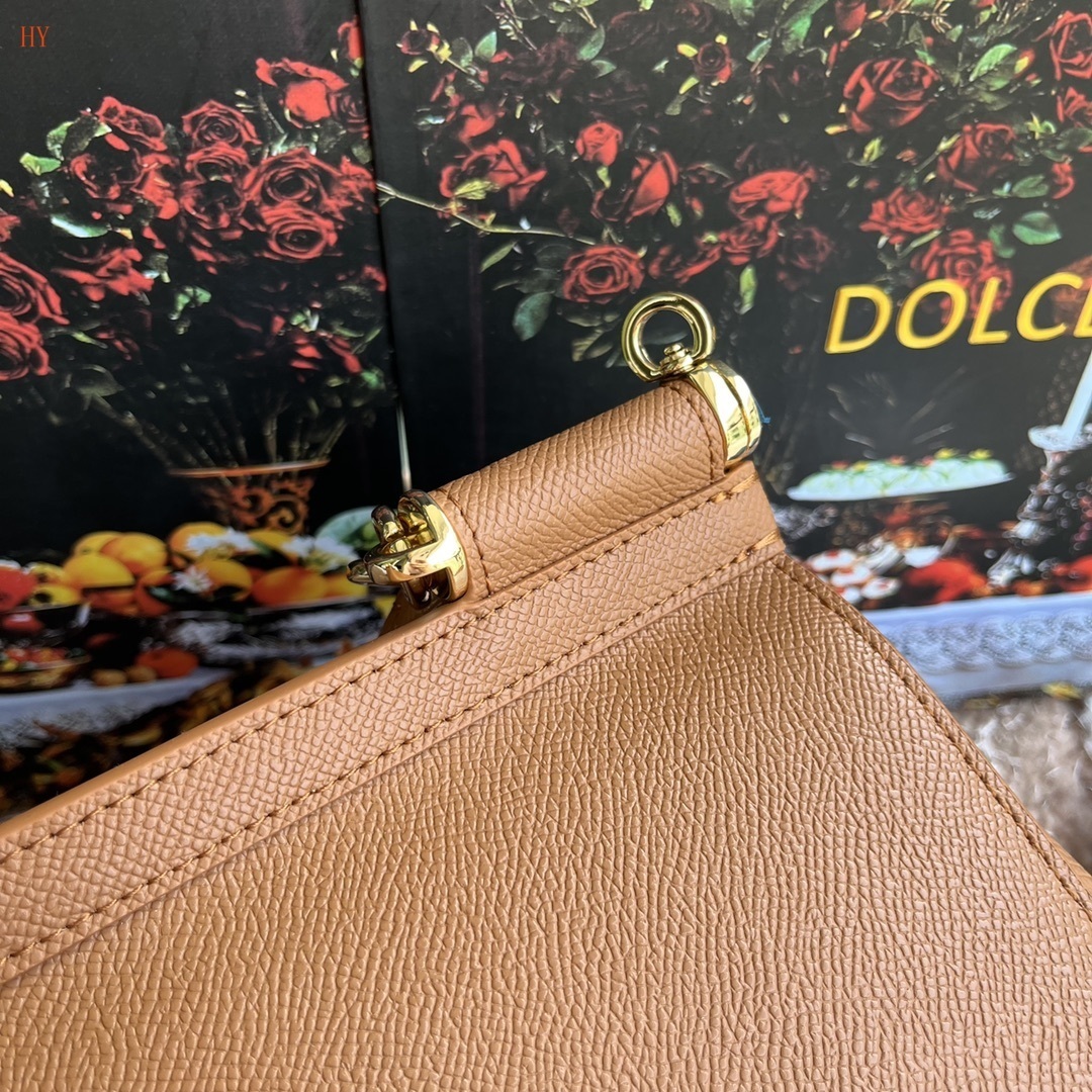 dolce & gabbana handbag 25x20x12 cm - elegant tan - Image 5