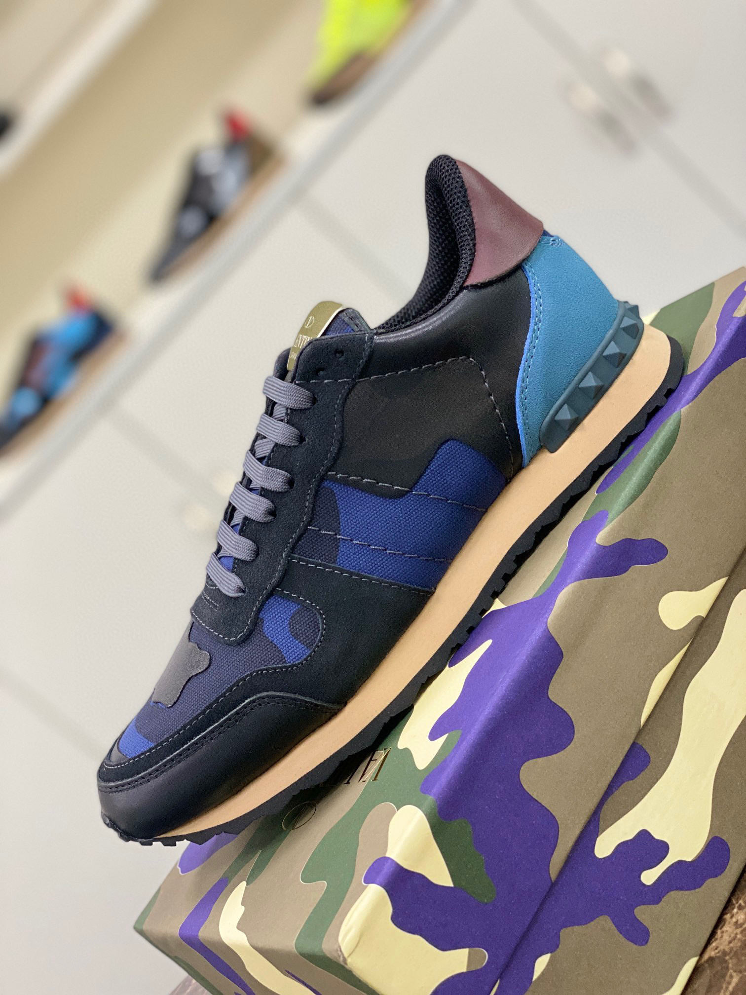 valentino casual sneakers size 38-44 - Image 5