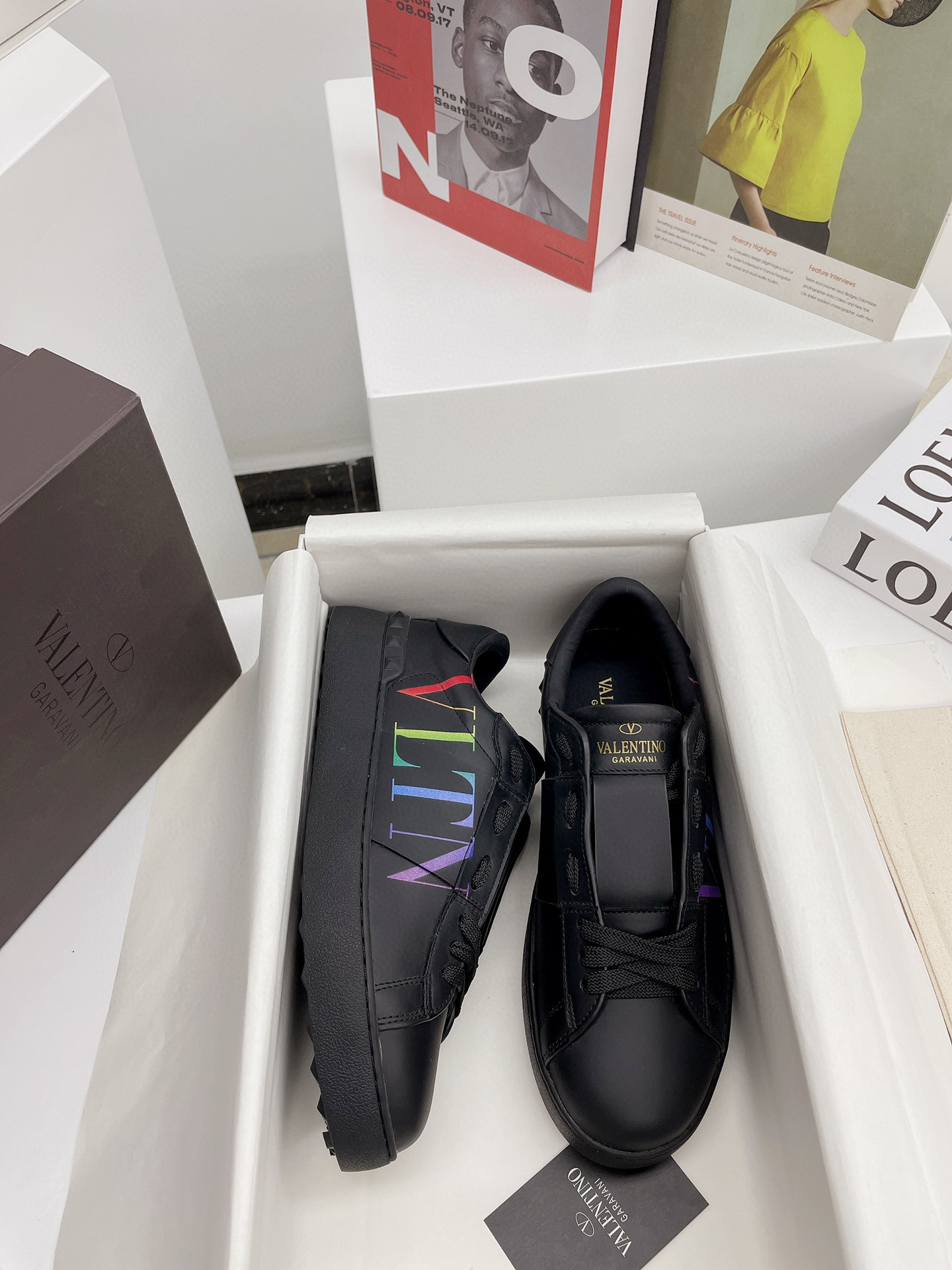 valentino unisex sneakers 35-44 with rainbow logo - Image 5