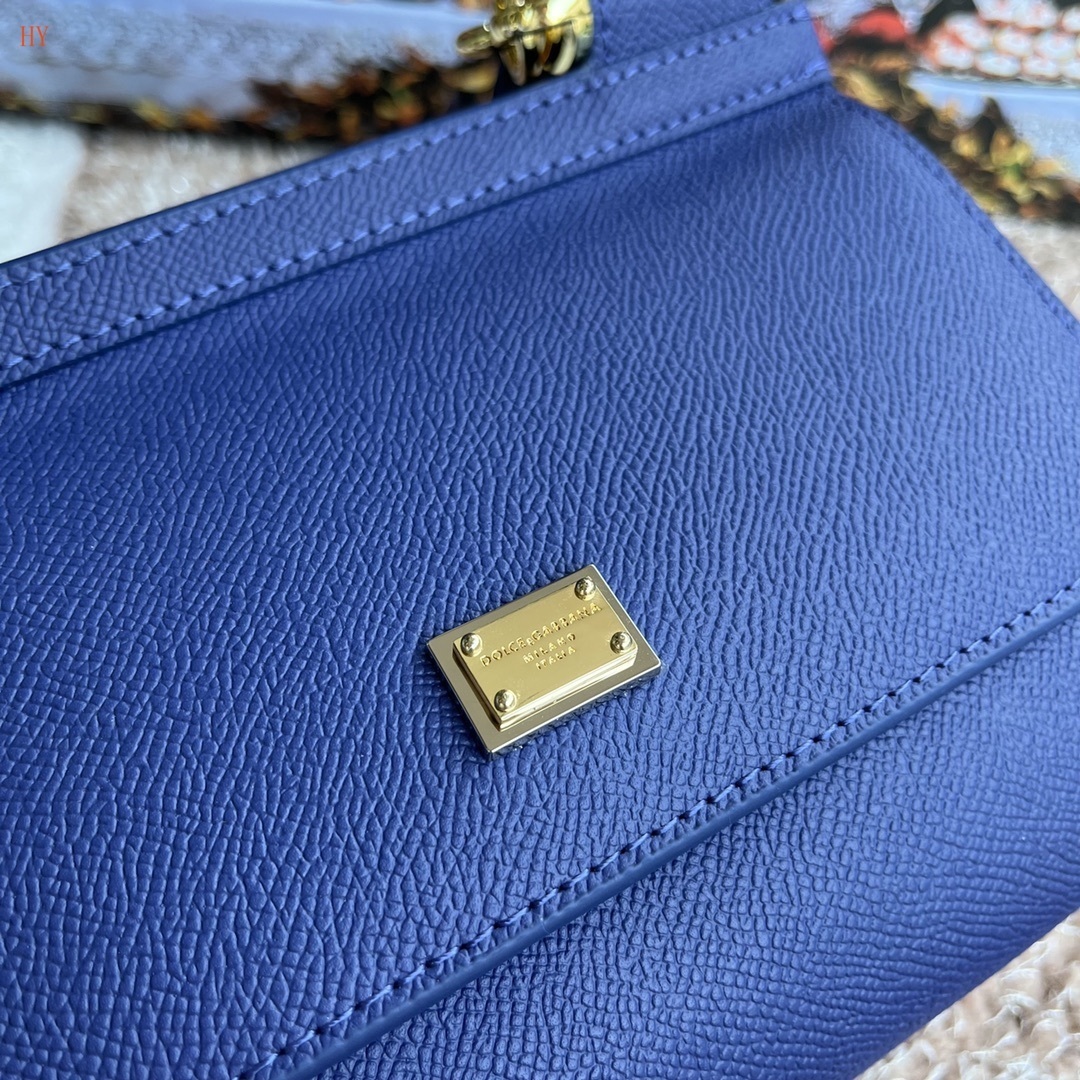 dolce & gabbana blue handbag 20*17*7 cm - 532003 - Image 5