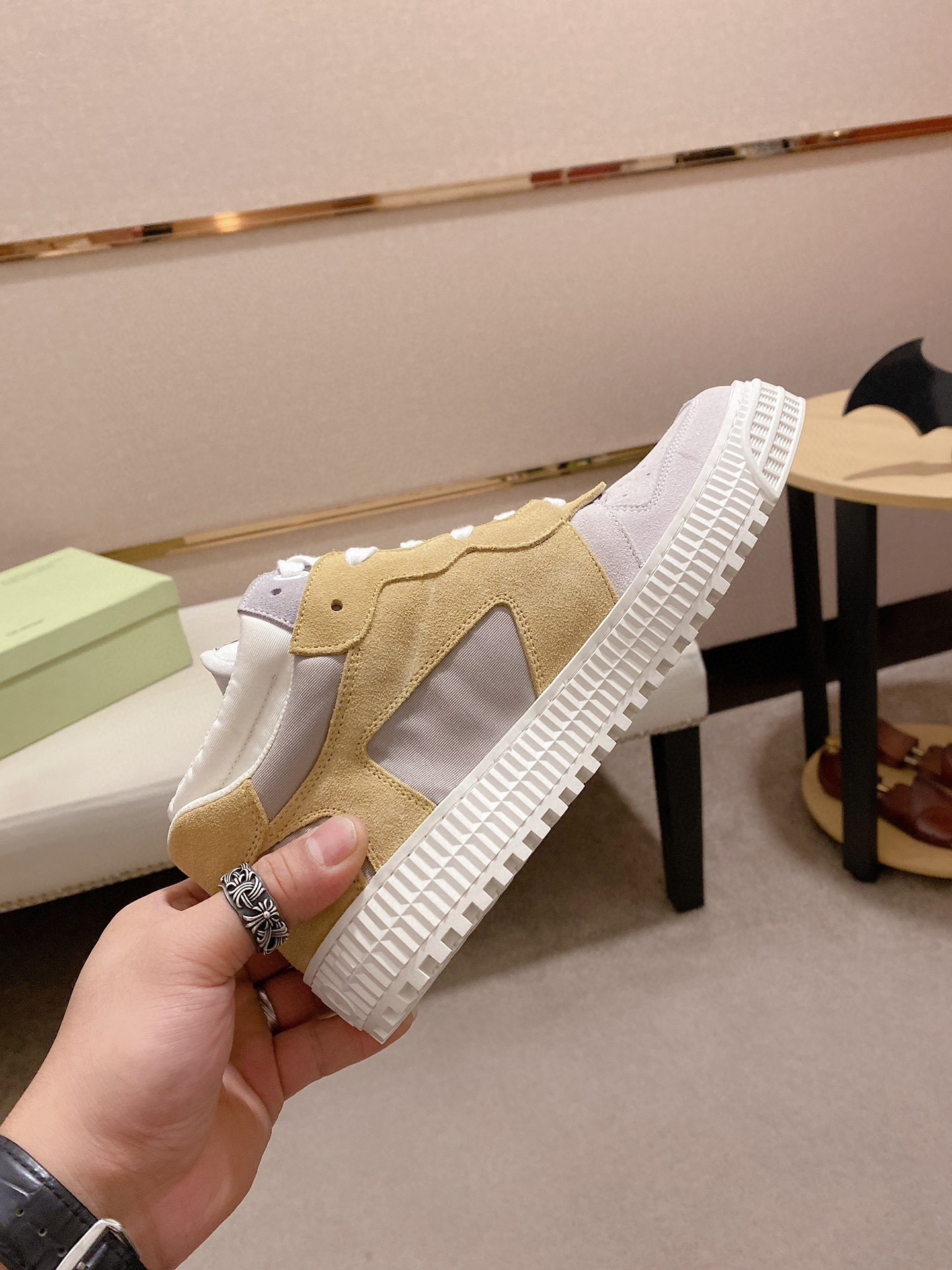 off-white sneakers size 38-44 model 8022290 - Image 5