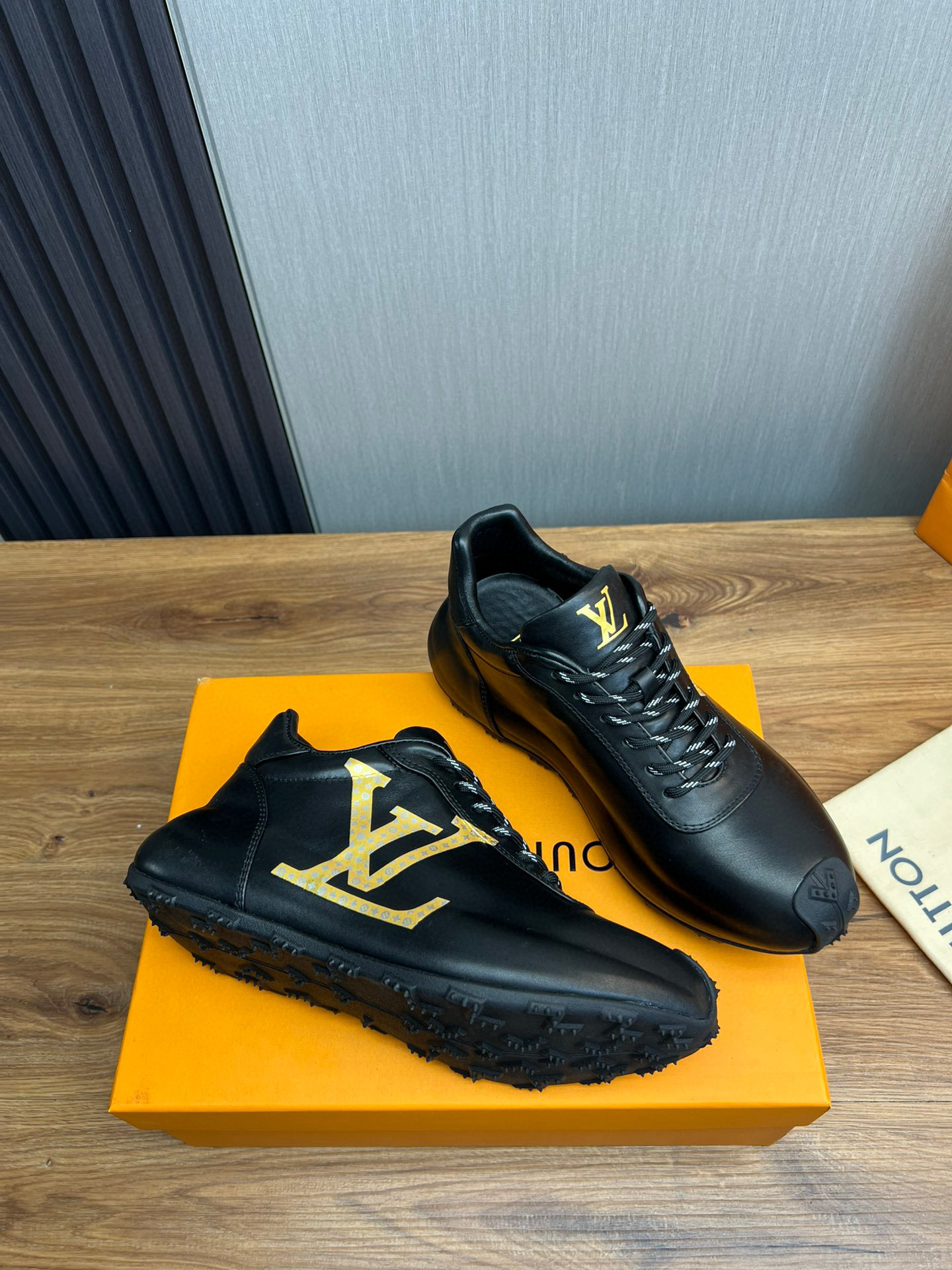 louis vuitton casual shoes size 38-44 - Image 5