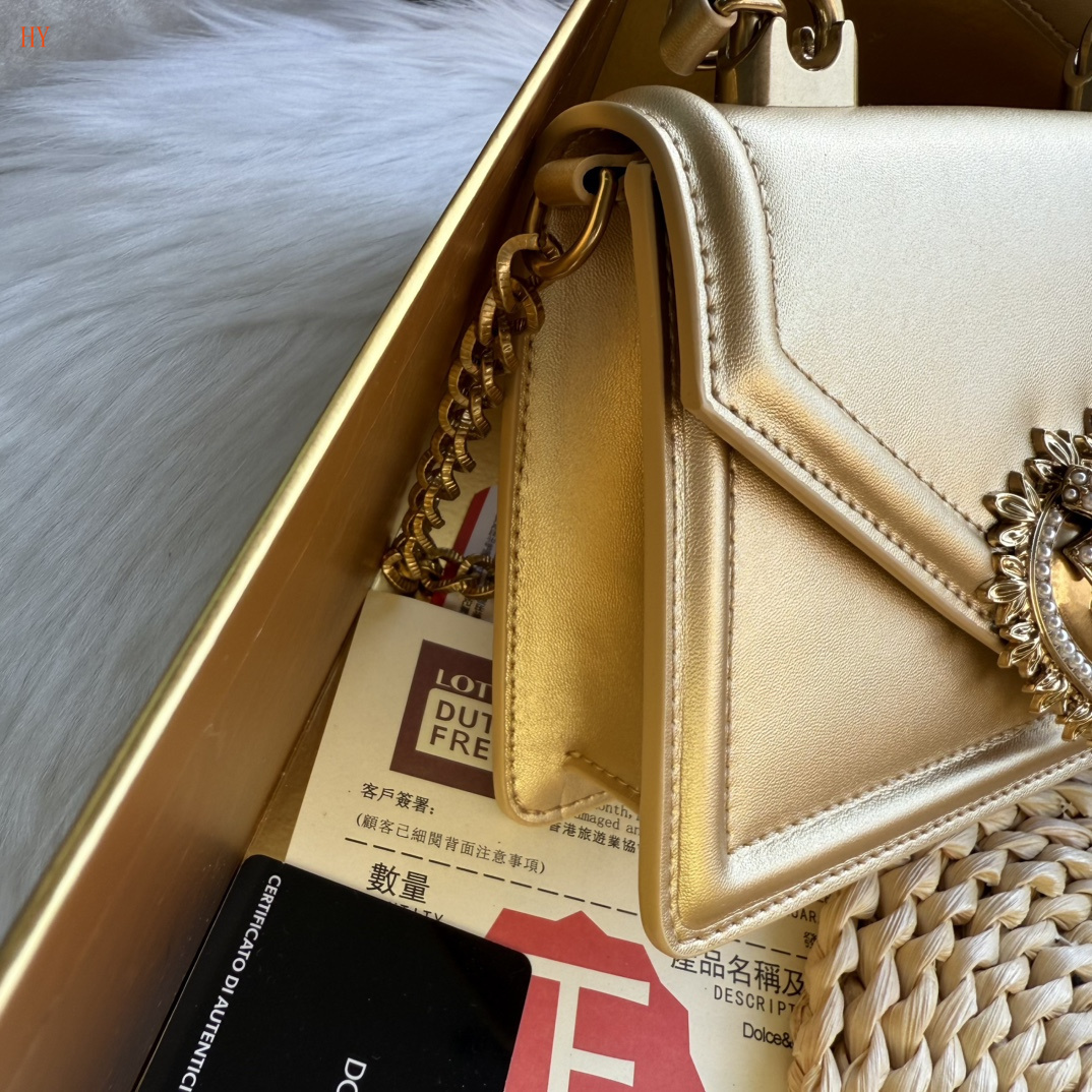 dolce & gabbana gold heart bag 19*13*4.5, model 532024 - Image 5