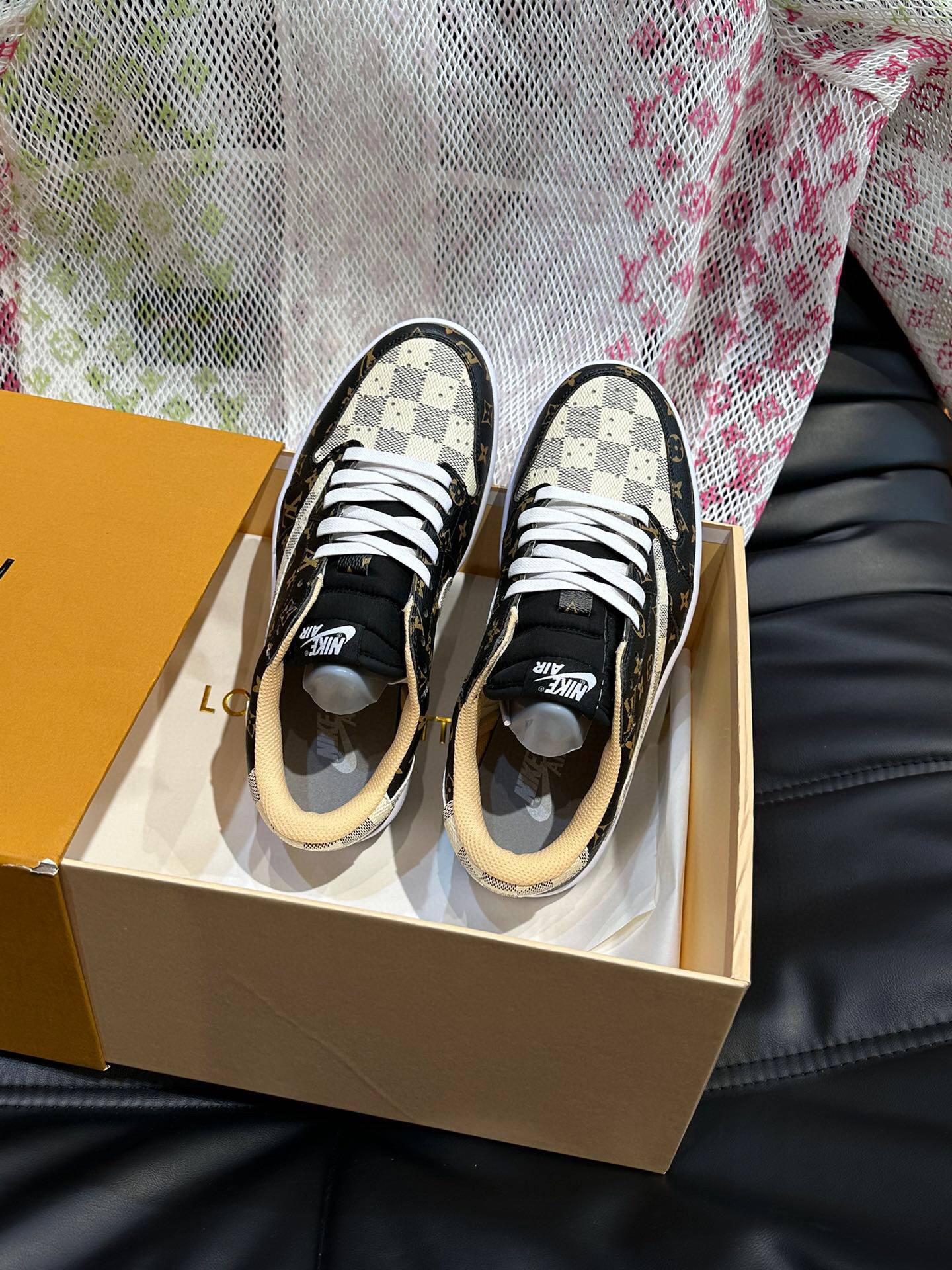 louis vuitton x nike air sneakers 38-44 - Image 5