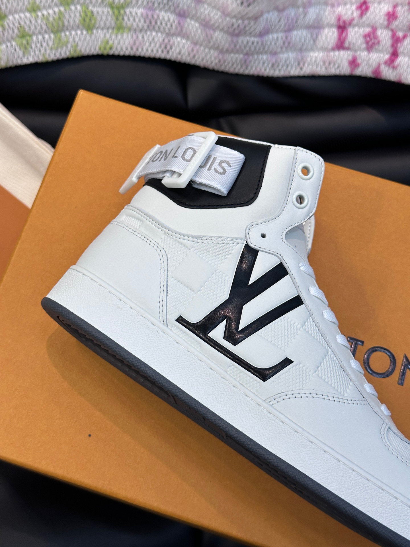 louis vuitton high-top sneakers size 38-44 - Image 5