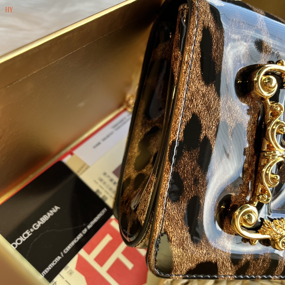 dolce & gabbana leopard print bag 21*15*4 - Image 5