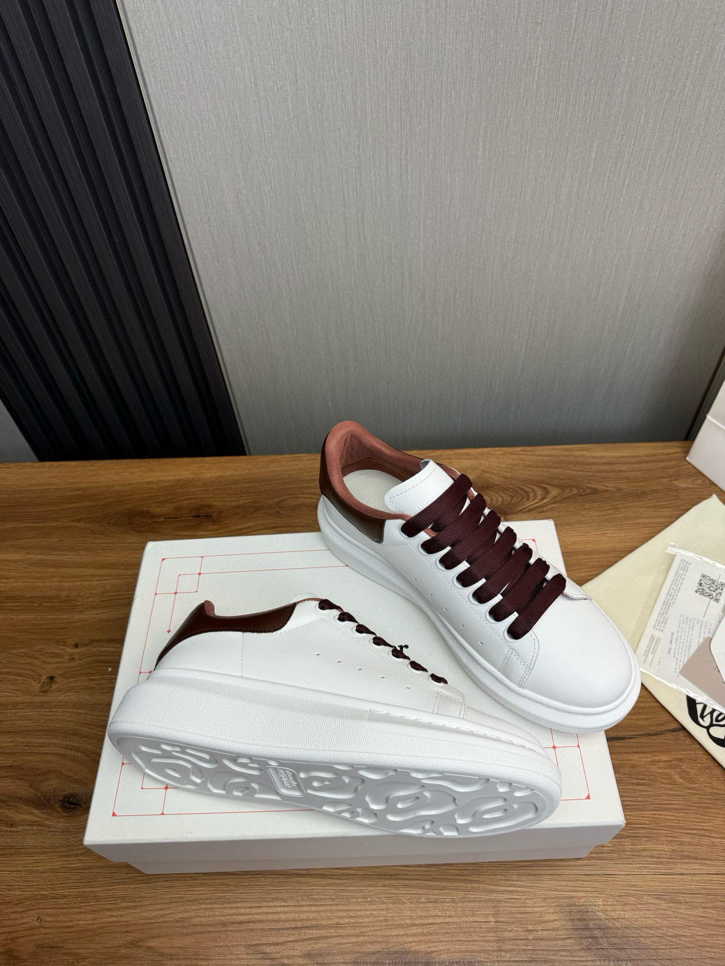alexander mcqueen couples sneakers - size 35/44 - Image 5