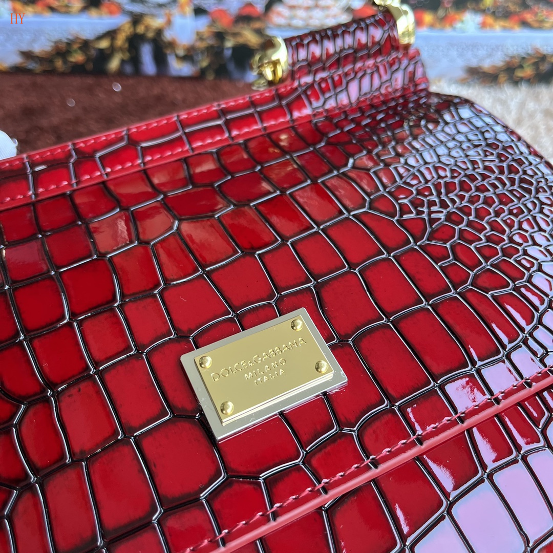 dolce & gabbana red crocodile print handbag - Image 5