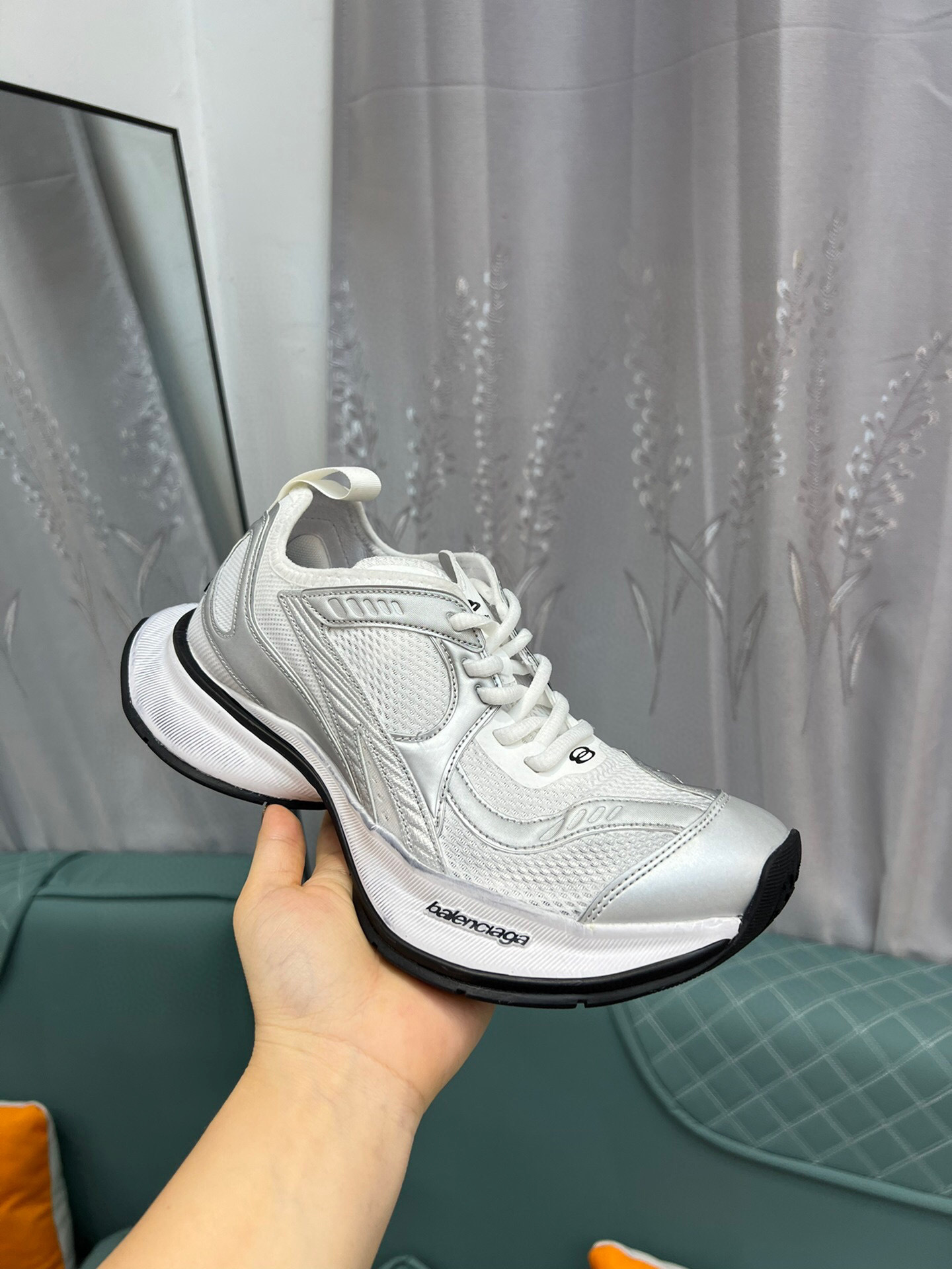 balenciaga unisex sneakers size 35-44 - white - Image 5