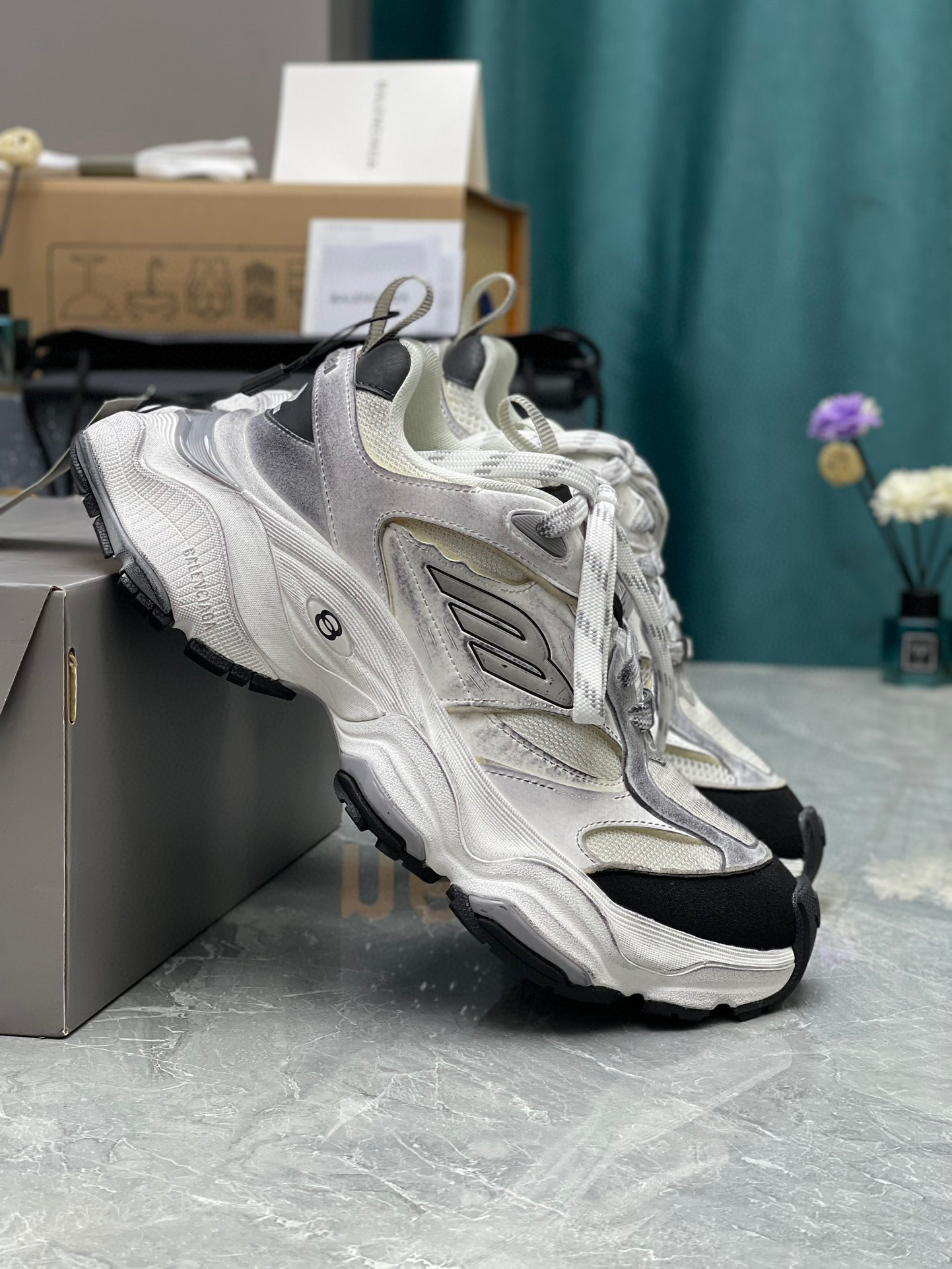 balenciaga couples sneakers 35-44 - model 8068470 - Image 5