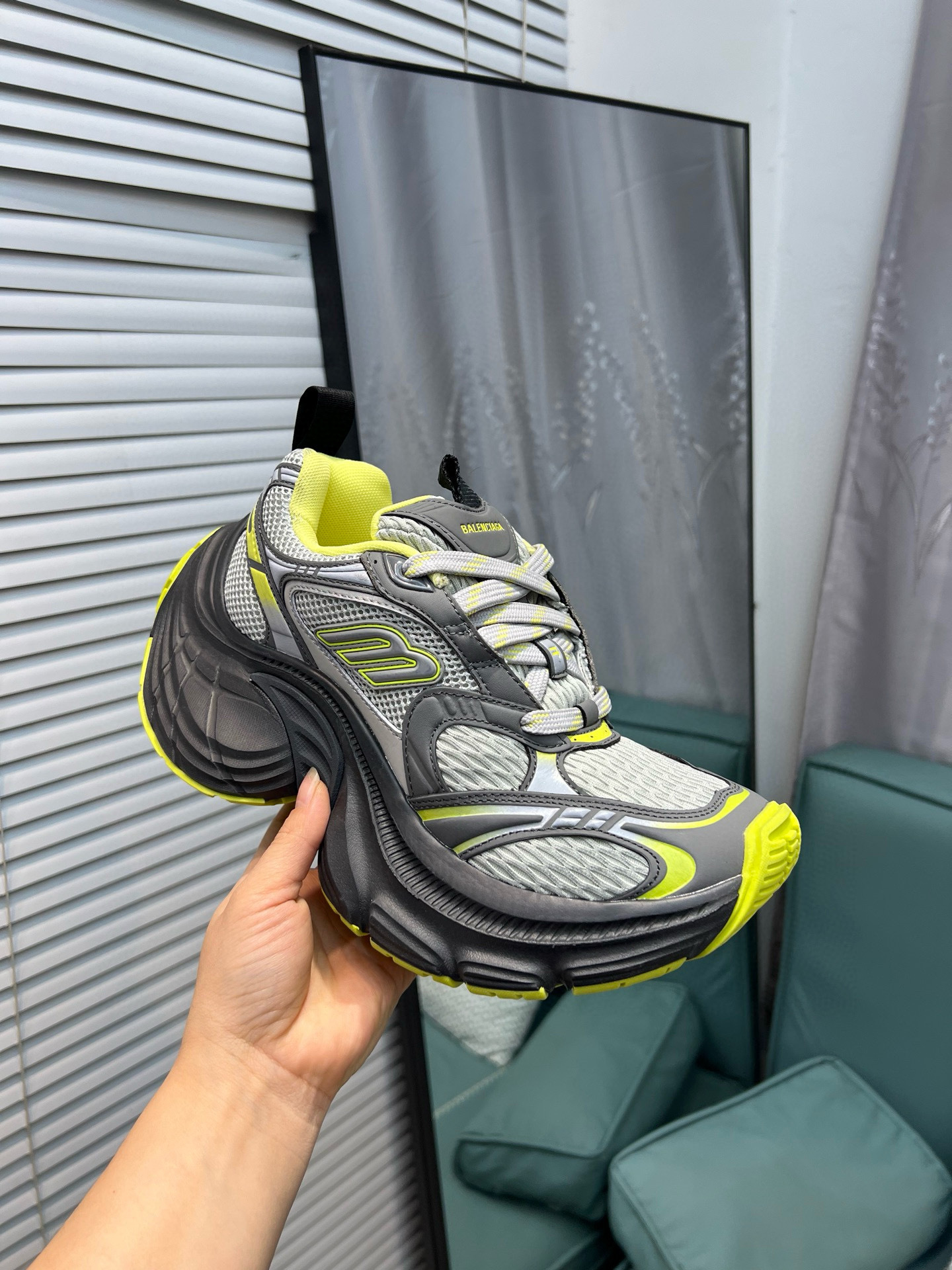 balenciaga unisex sneakers 35/46 - gray/neon yellow - Image 5