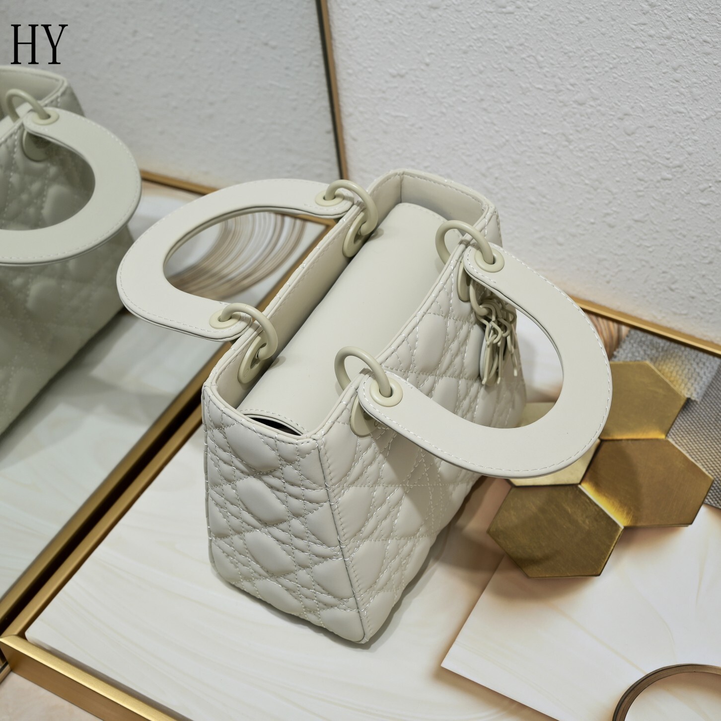 dior mini handbag 20cm - elegant quilted design - Image 5