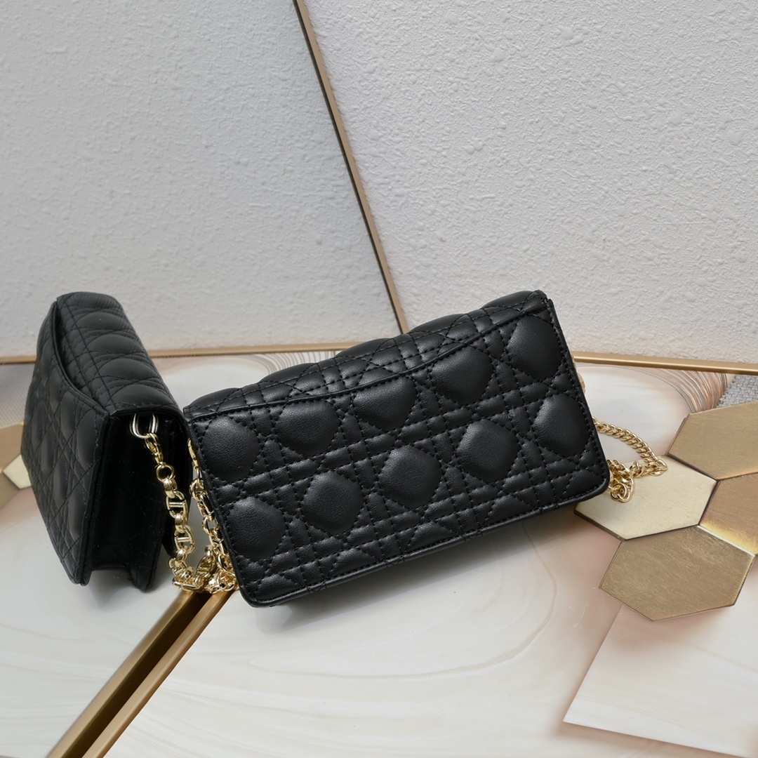 dior black quilted leather wallet on chain - 20 x 11.5 x 3.5 cm - Image 5