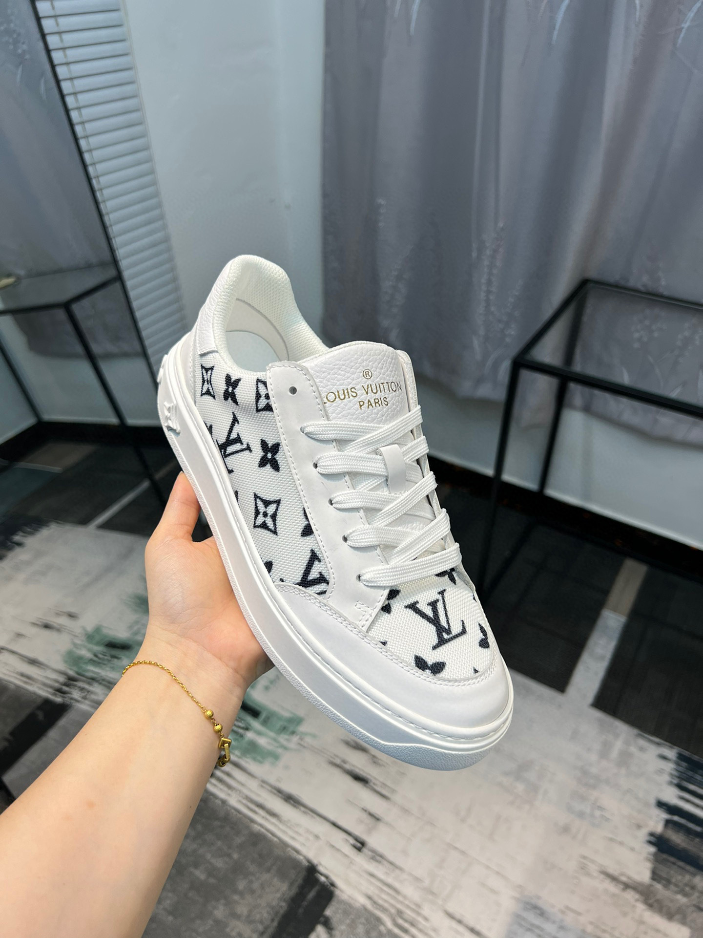 louis vuitton high-end sneakers size 38-44 - Image 5