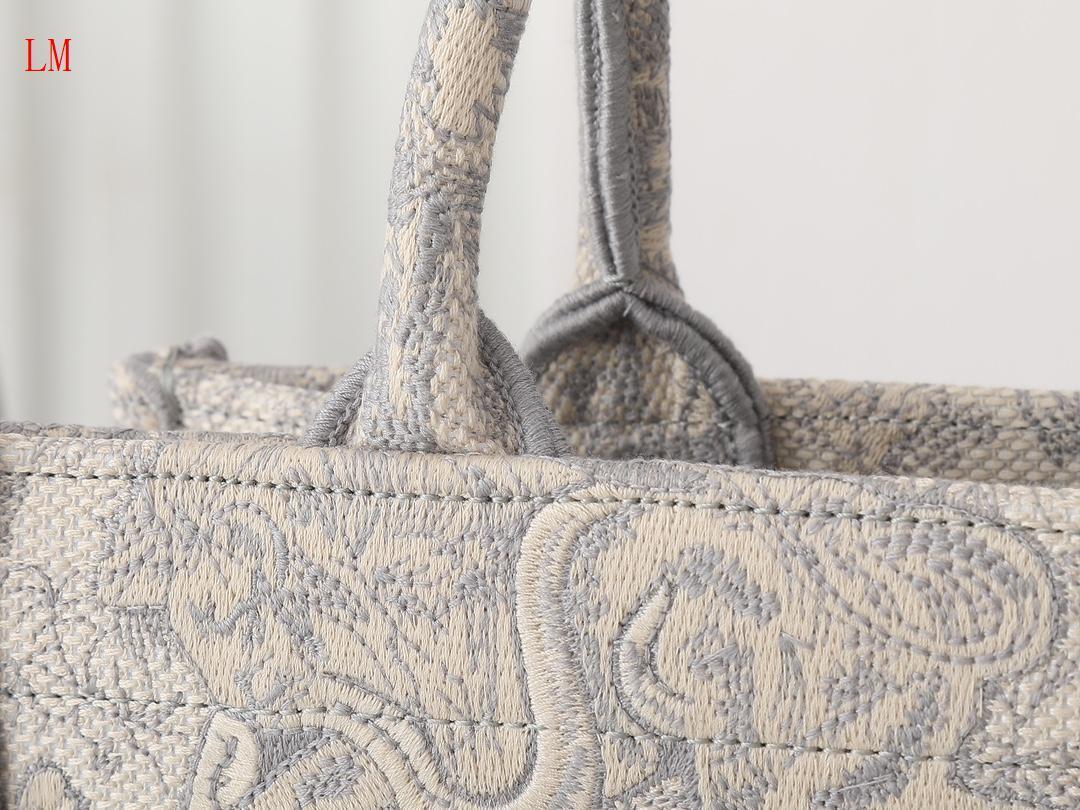 dior christian dior handbag 26.5x21x14 cm - Image 5