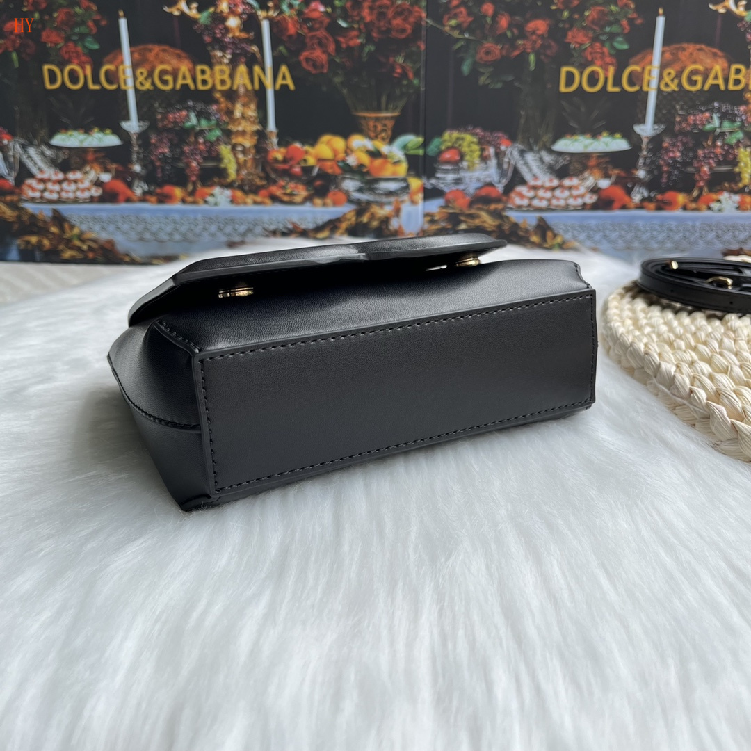 dolce & gabbana black mini bag 17.5x13.5x6.5 - Image 5