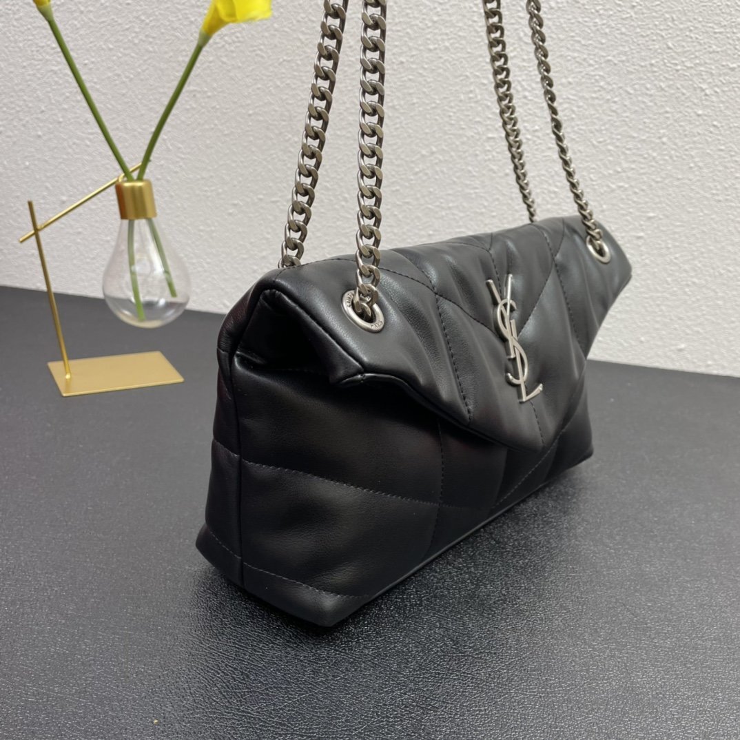 yves saint laurent black quilted handbag 28cm - Image 5