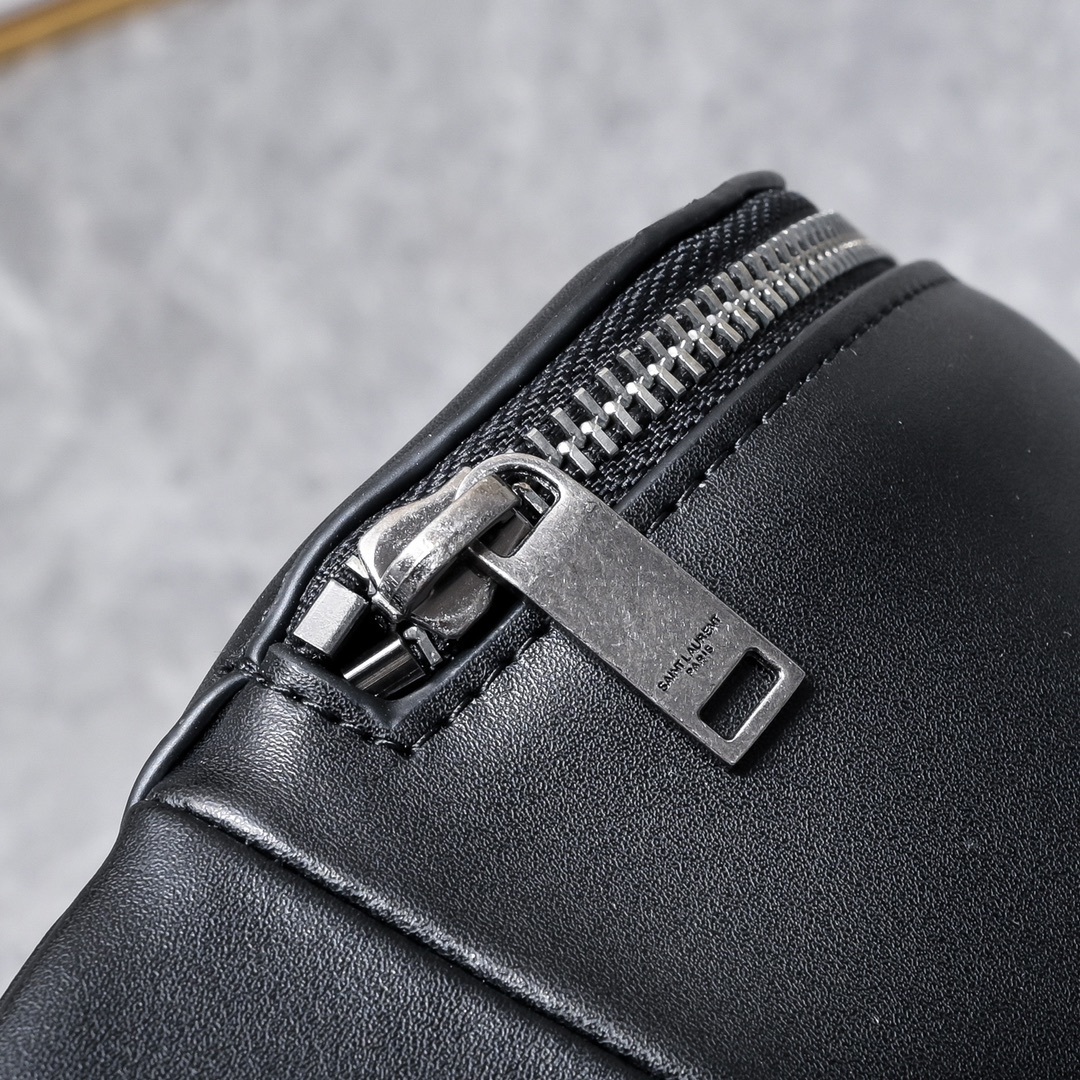 yves saint laurent black fanny pack - 25x14x3.5cm - Image 5