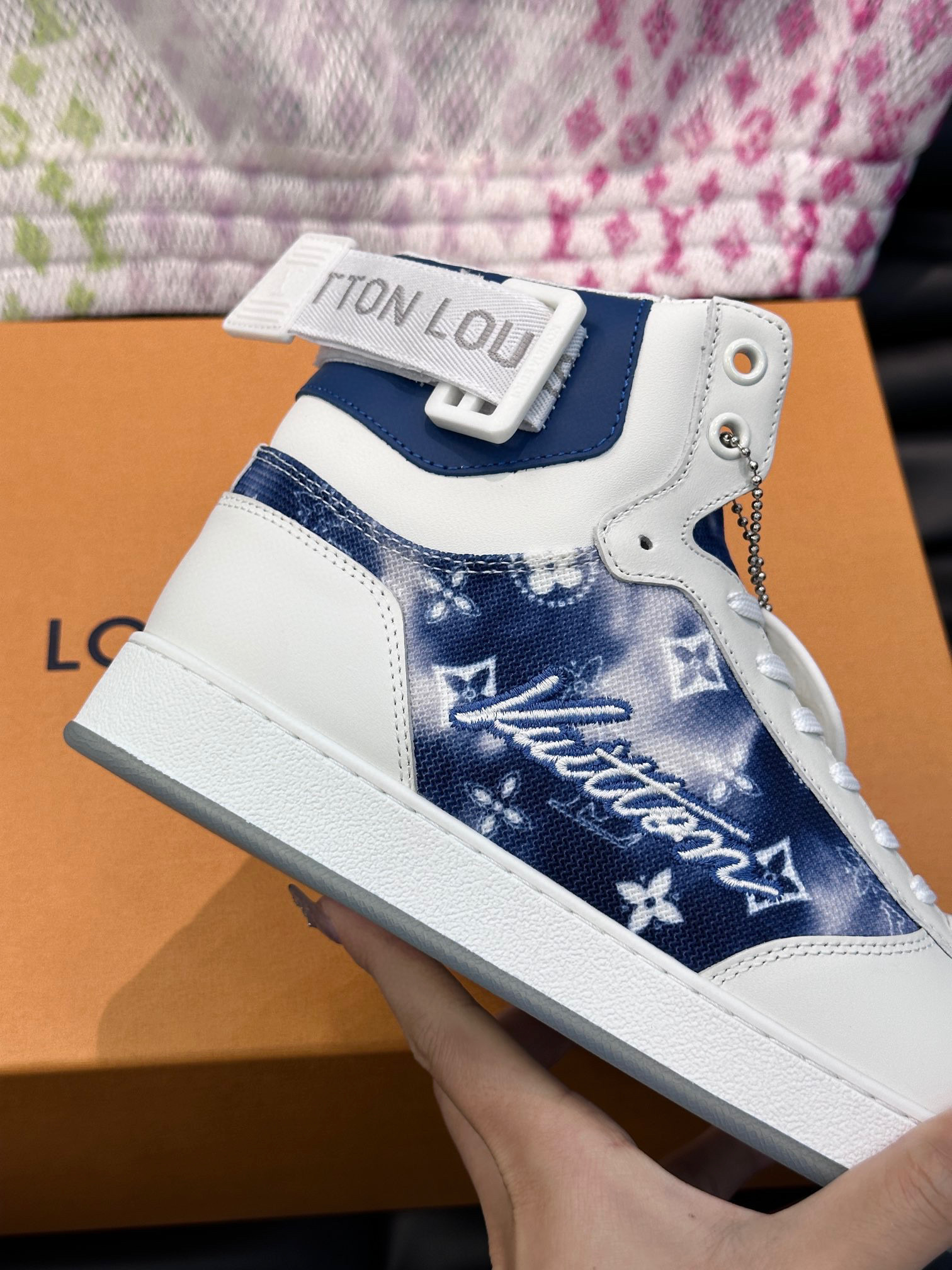 louis vuitton high-top sneakers 38-44 - Image 5