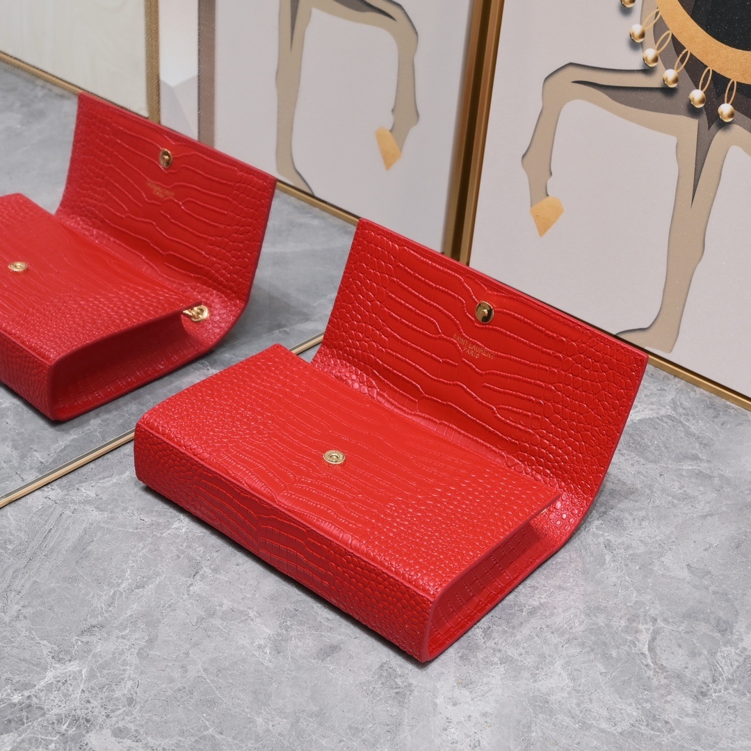 yves saint laurent red croc-embossed chain bag 24*5.5*14.5 - Image 5