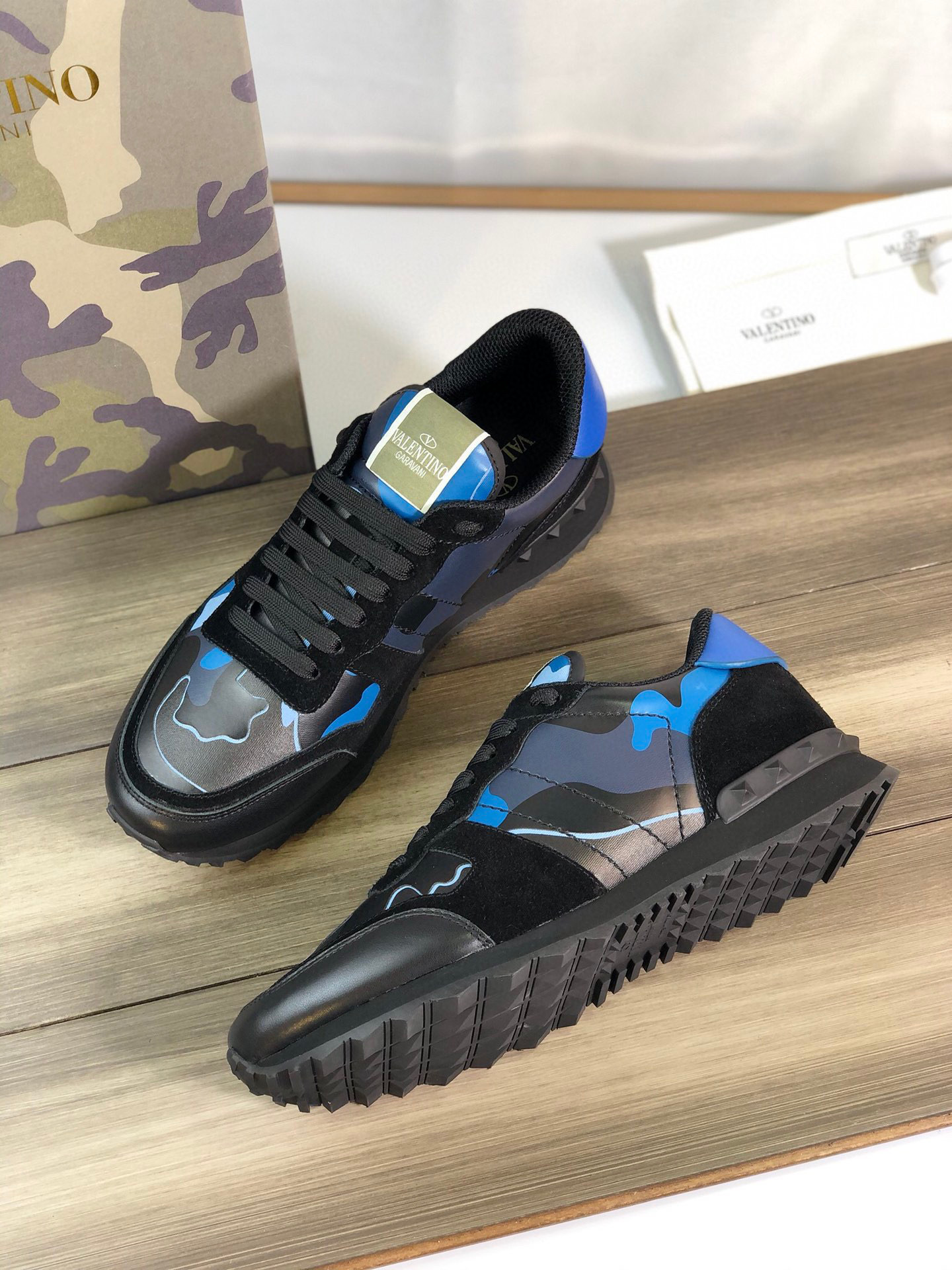 valentino camouflage sneakers size 38-44 - Image 5