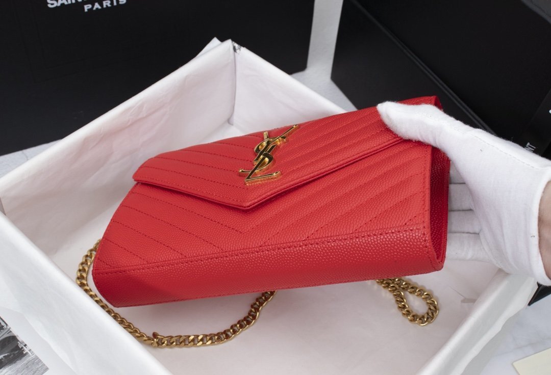yves saint laurent red quilted leather bag 22.5x14x4 - Image 5