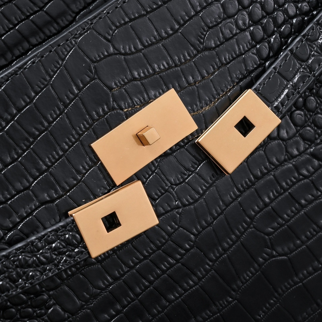 yves saint laurent black crocodile-effect handbag 29x20x7.5 cm - Image 5