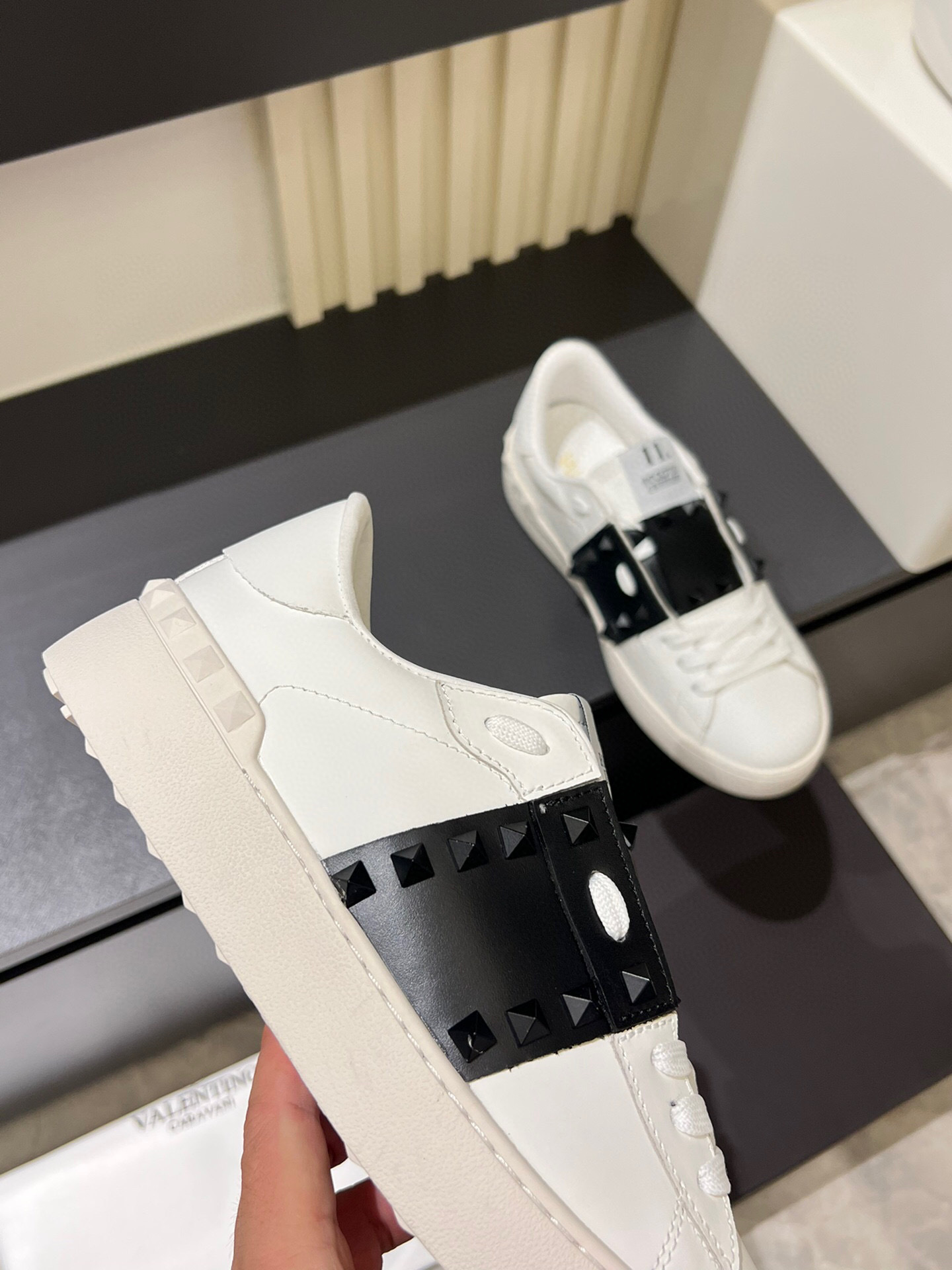 valentino casual sneakers size 38-44 - Image 5