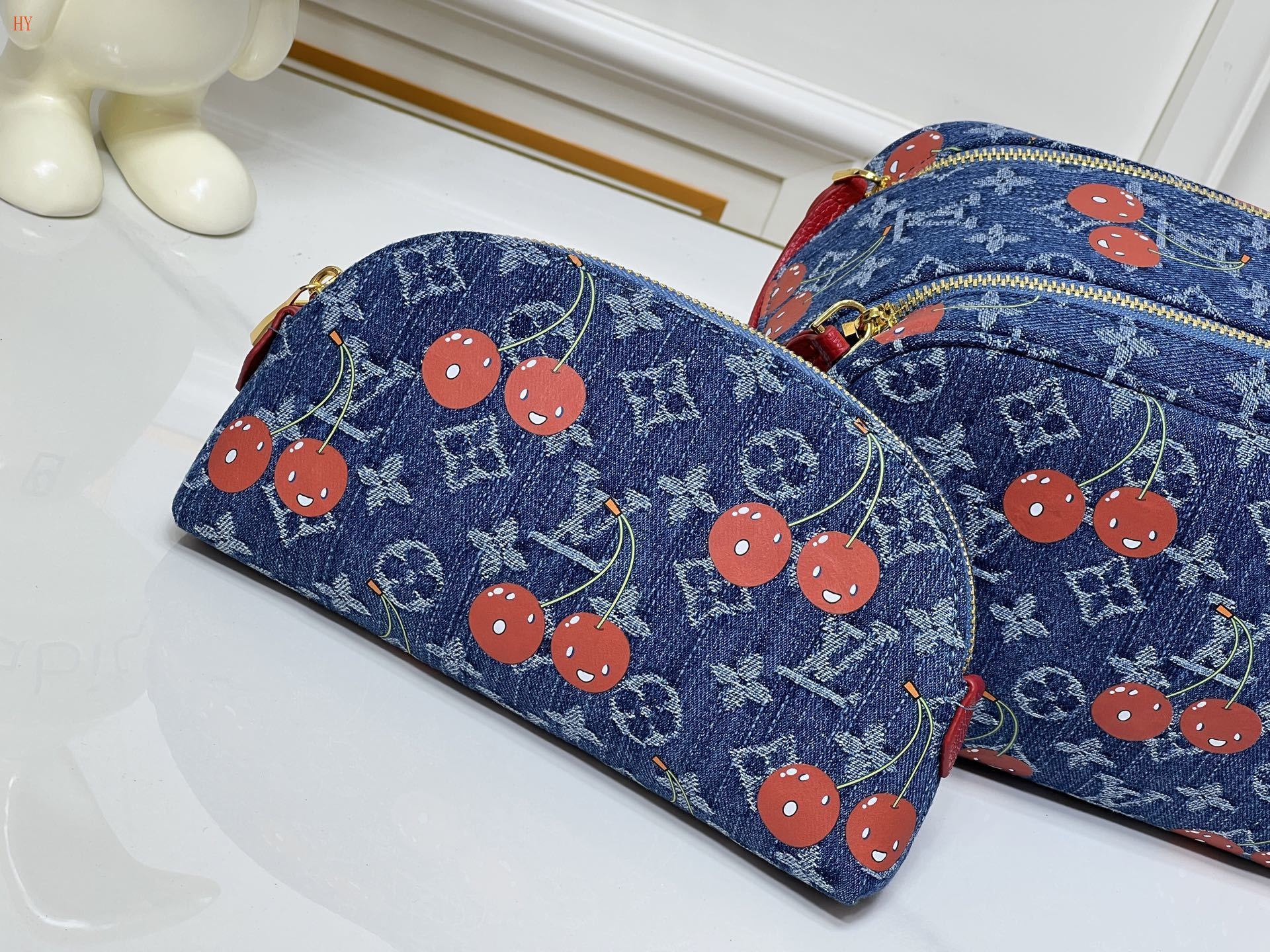 louis vuitton cherry print cosmetic pouch set - 28x15x16.5 cm - Image 6