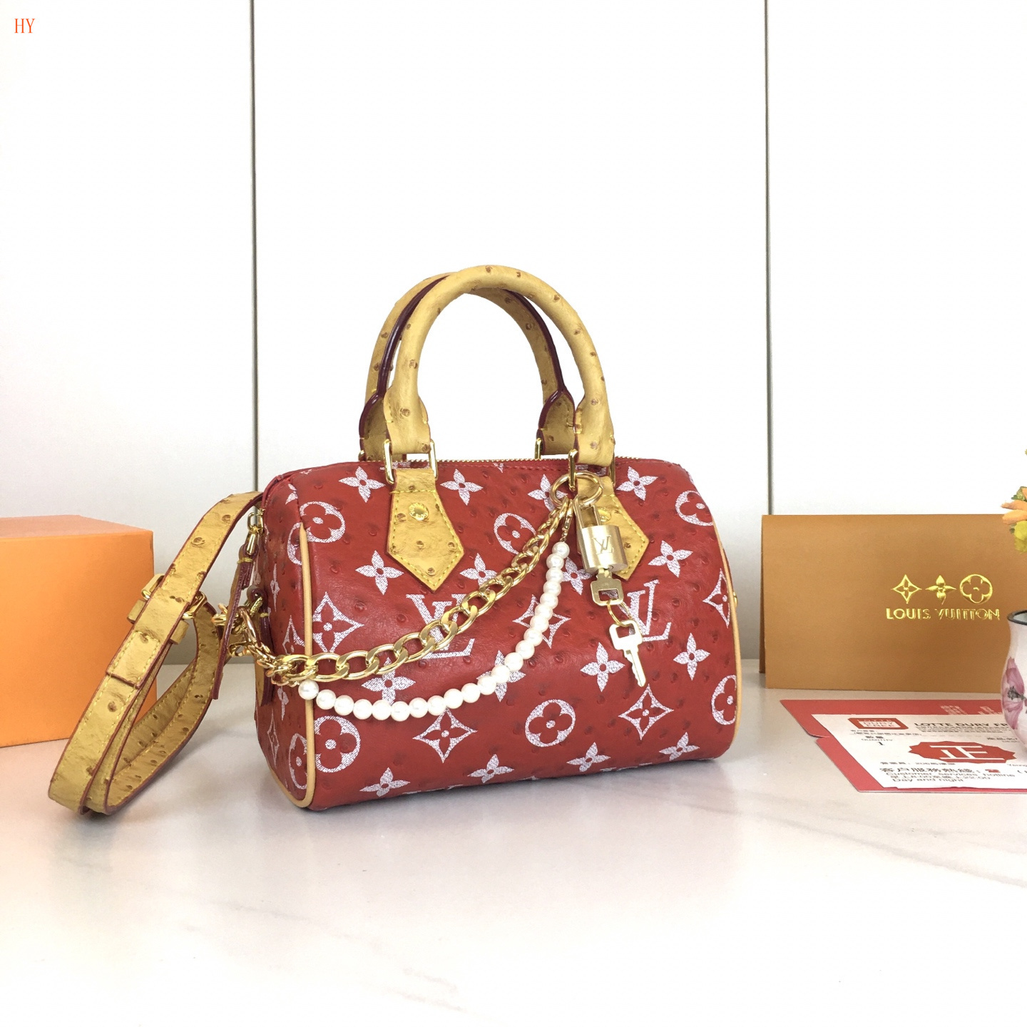 louis vuitton red handbag 20.5*13.5*12 - Image 6