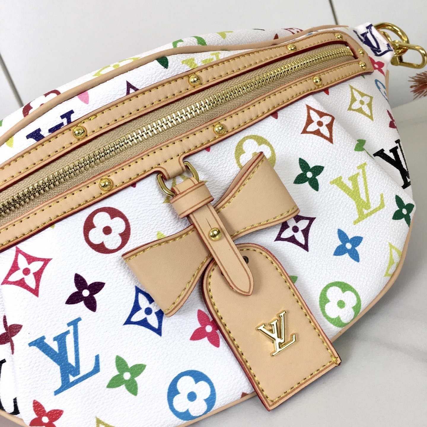 louis vuitton monogram multicolor waist bag 38*16*8 - Image 6
