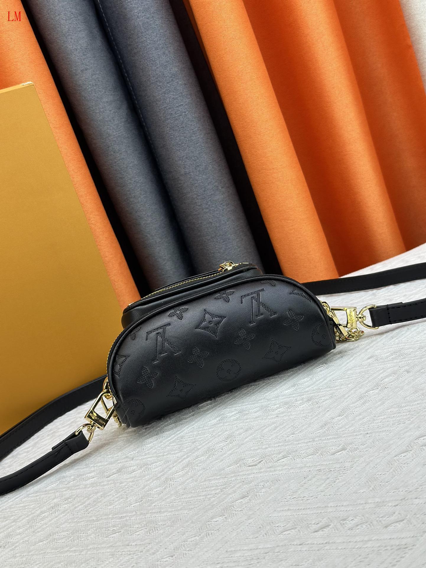 louis vuitton black monogram crossbody bag 17*12*9.5 - Image 6