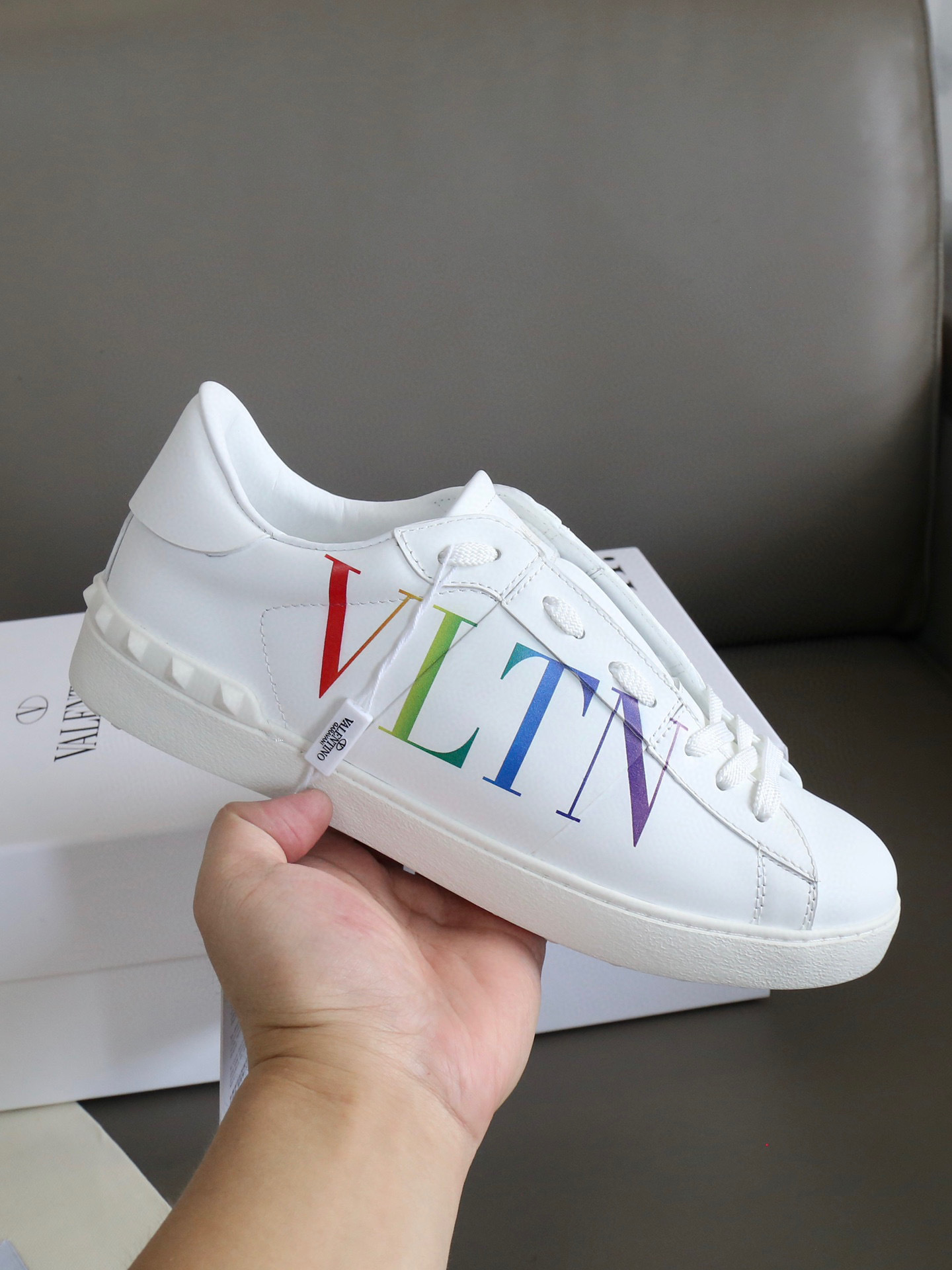 valentino vltn logo sneakers - unisex 35-44 - Image 6
