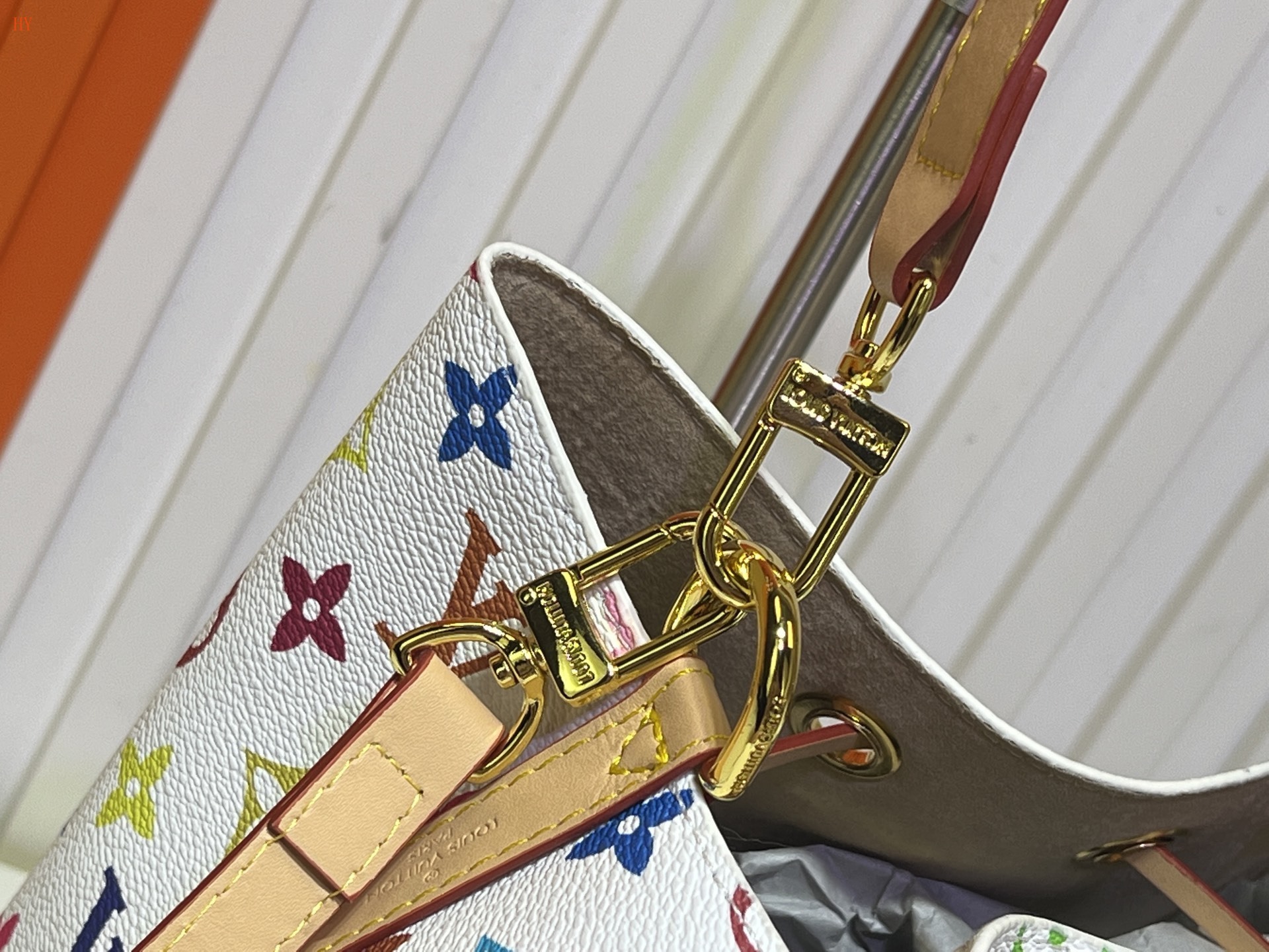 louis vuitton multicolor bucket bag 26x26x17.5 cm - Image 6