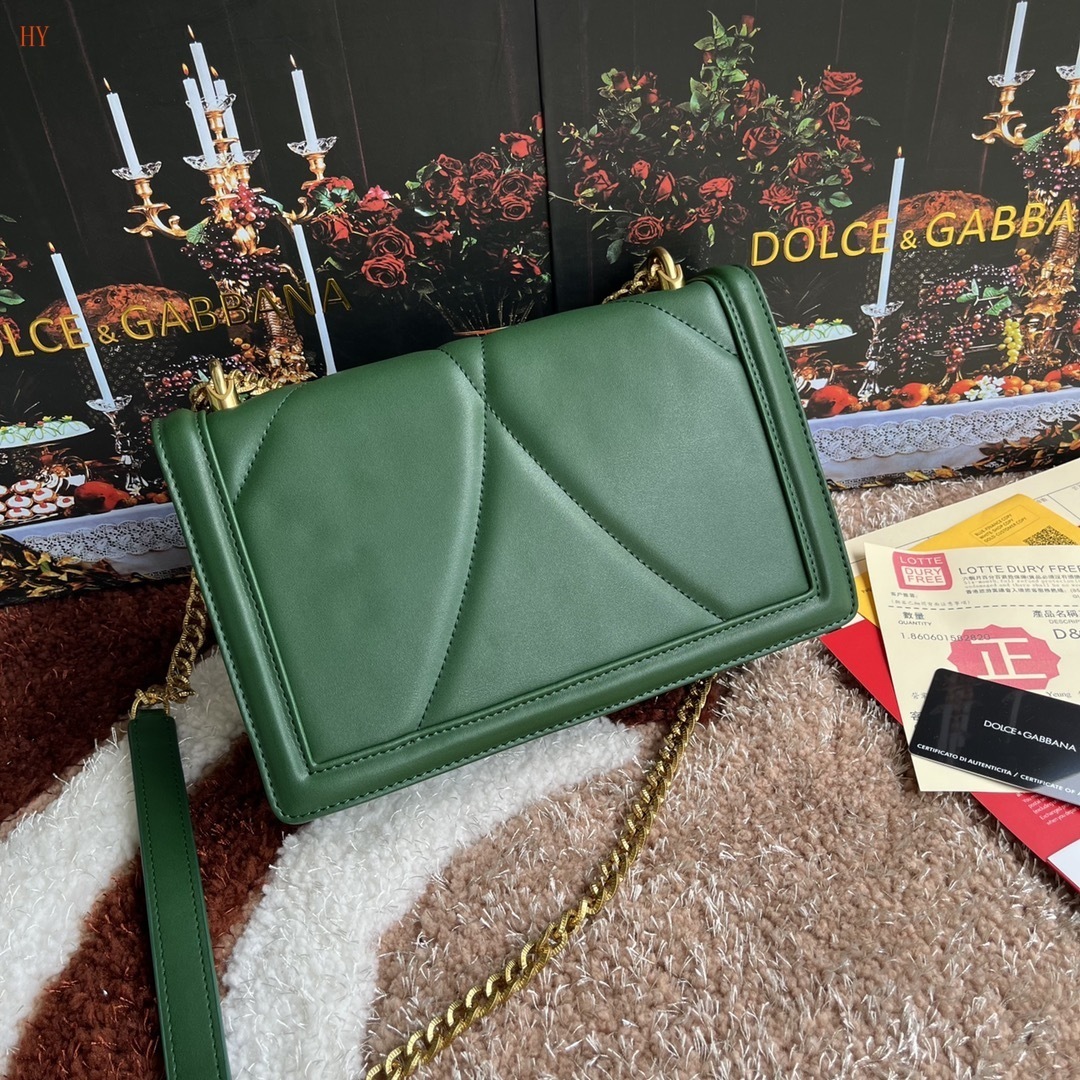 dolce & gabbana green quilted shoulder bag 26*18*7.5 - Image 6
