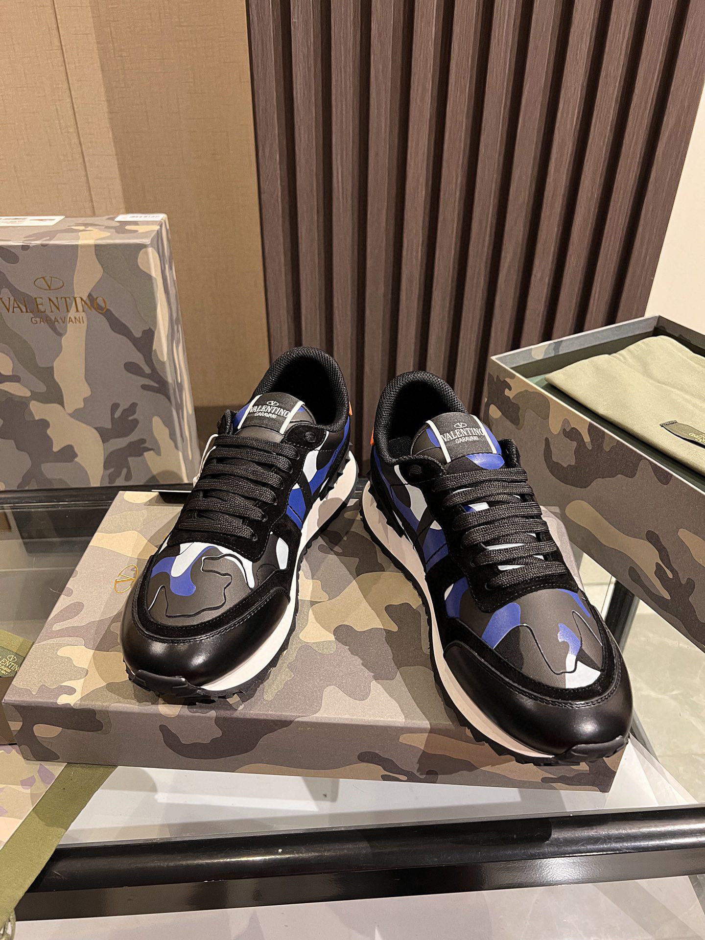 valentino camouflage sneakers 38-44 - Image 6