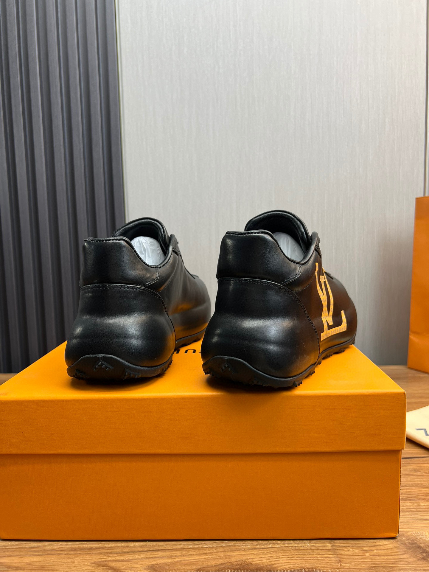 louis vuitton casual shoes size 38-44 - Image 6