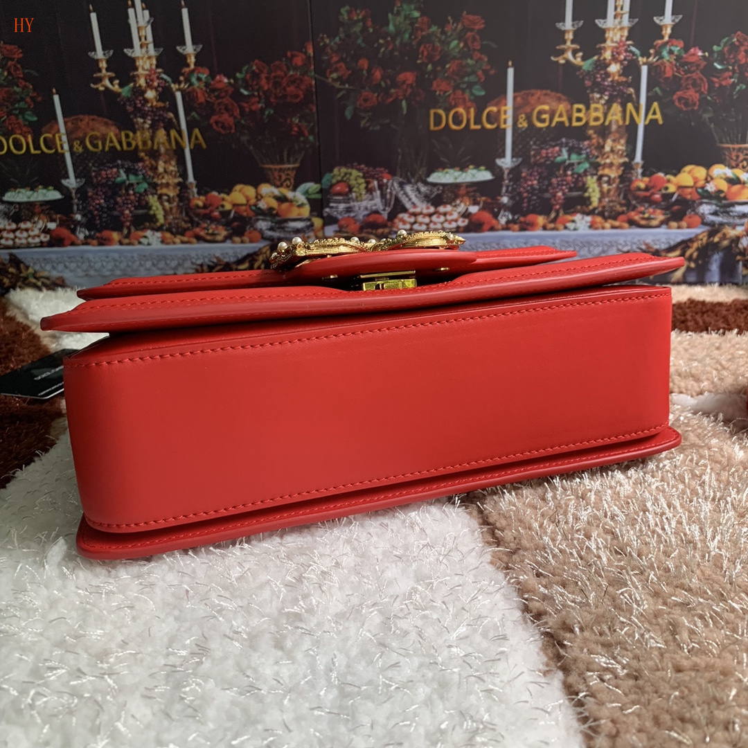 dolce & gabbana red dg logo handbag 27x18x8 cm - Image 6