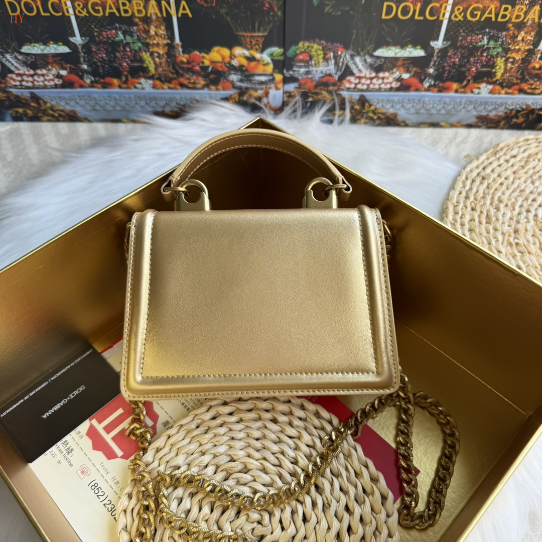 dolce & gabbana gold heart bag 19*13*4.5, model 532024 - Image 6