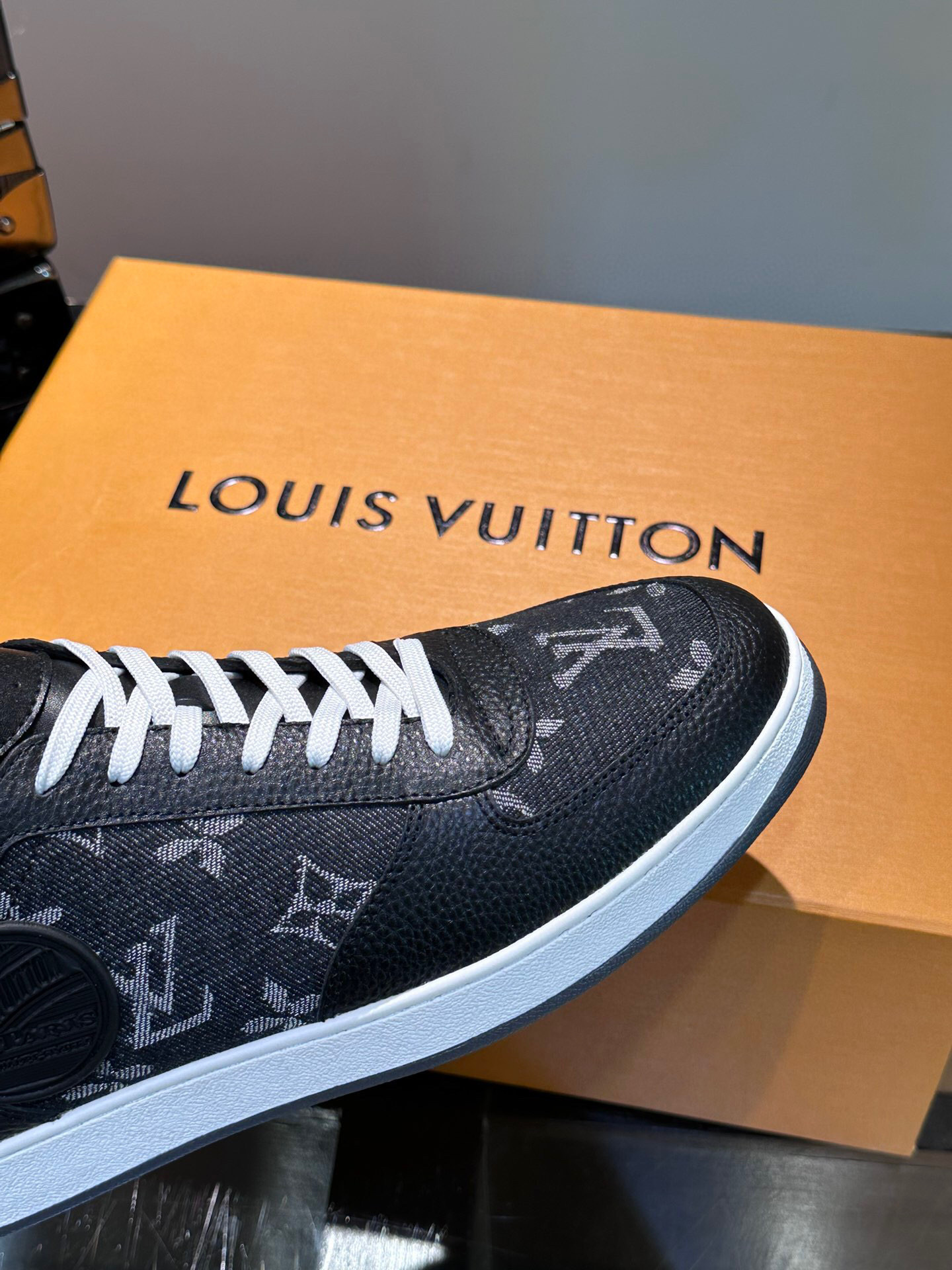 louis vuitton high-top sneakers size 38-44 - Image 6