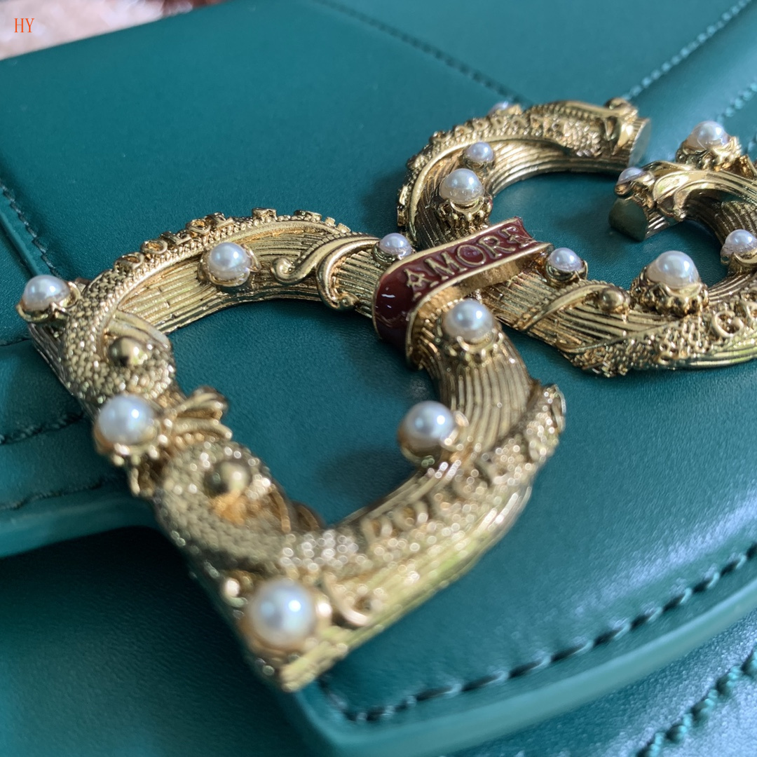 dolce & gabbana green dg logo handbag 27x18x8 cm - Image 6